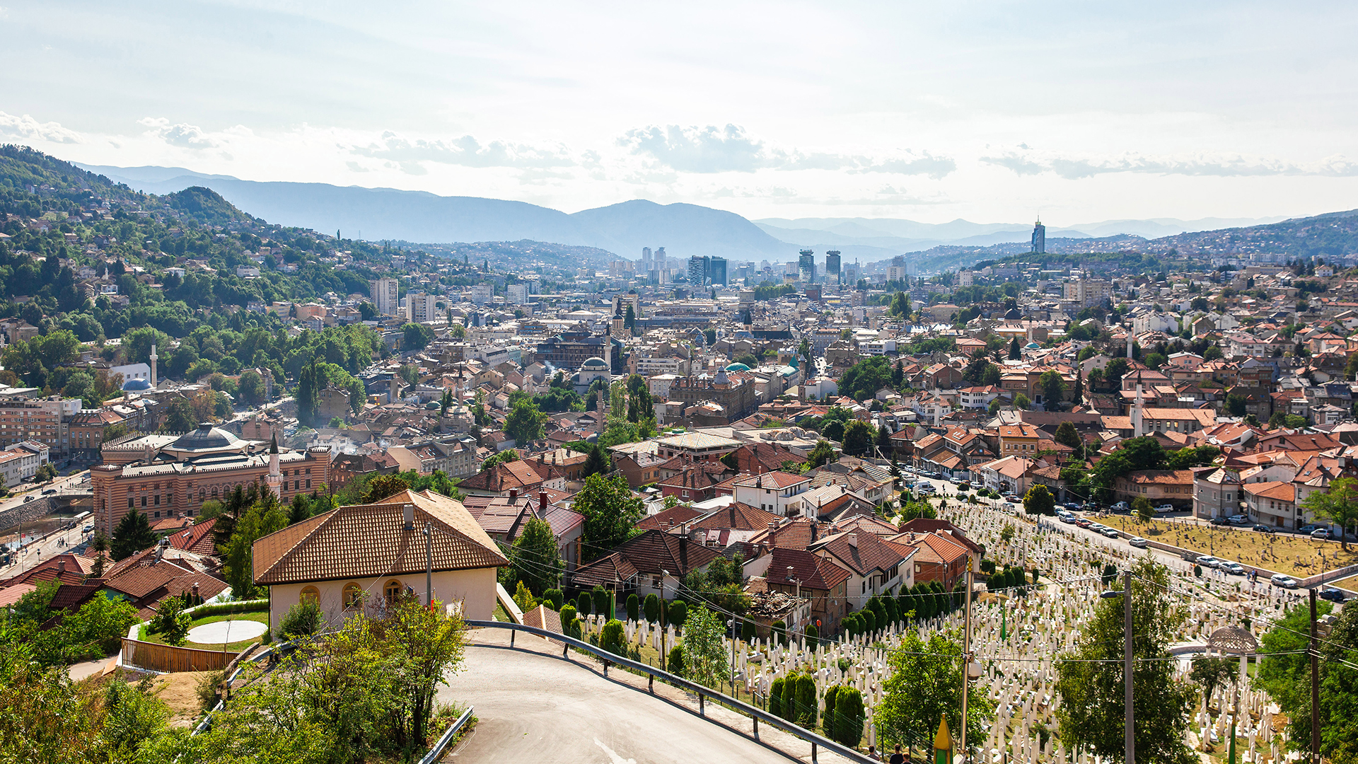 Ausblick von der Gelben Bastion auf Sarajevo. | picture alliance / pressefoto_ko