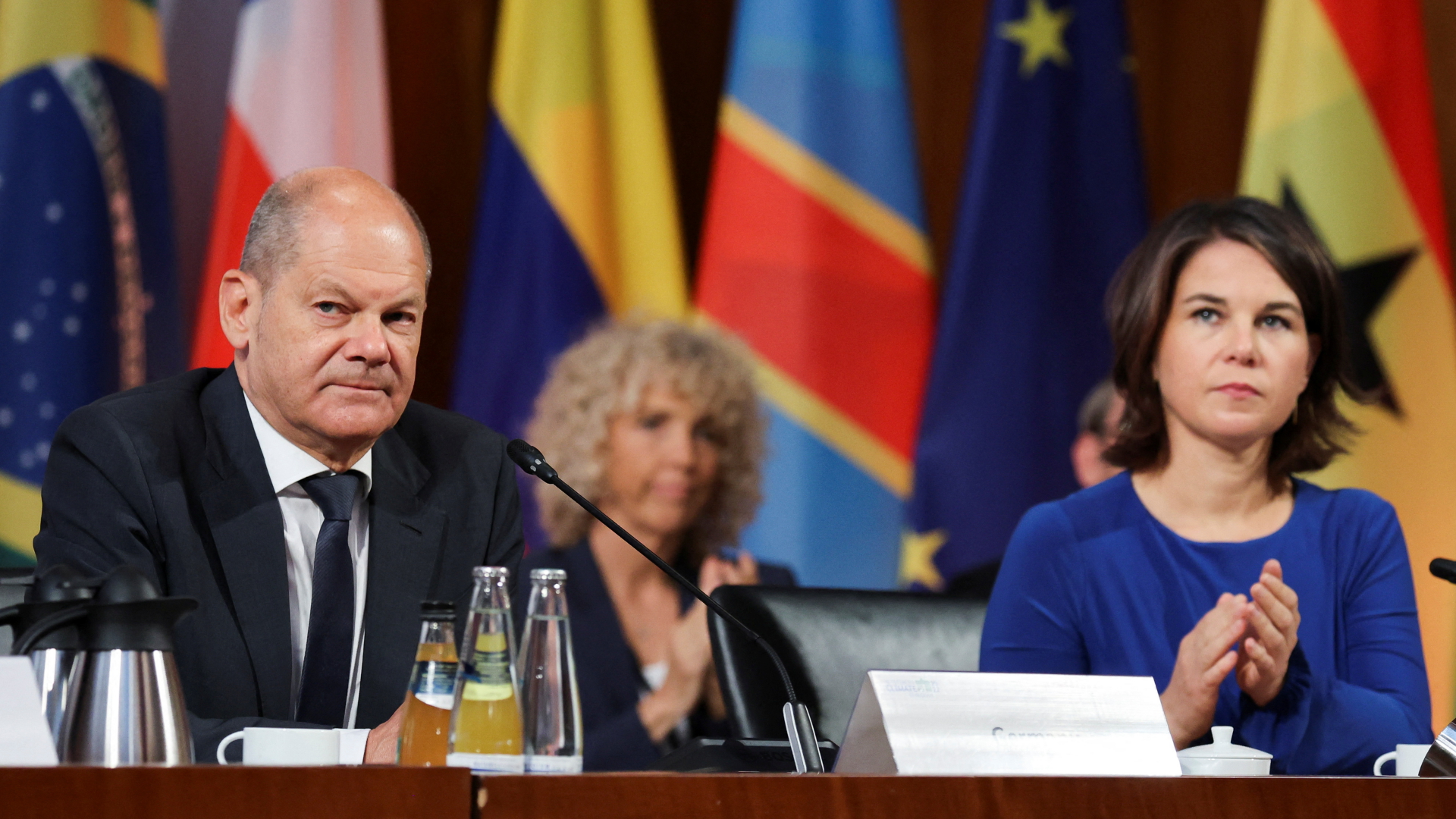 Kanzler Olaf Scholz mit Außenministerin Annalena Baerbock beim Petersberger Klimadialog | REUTERS