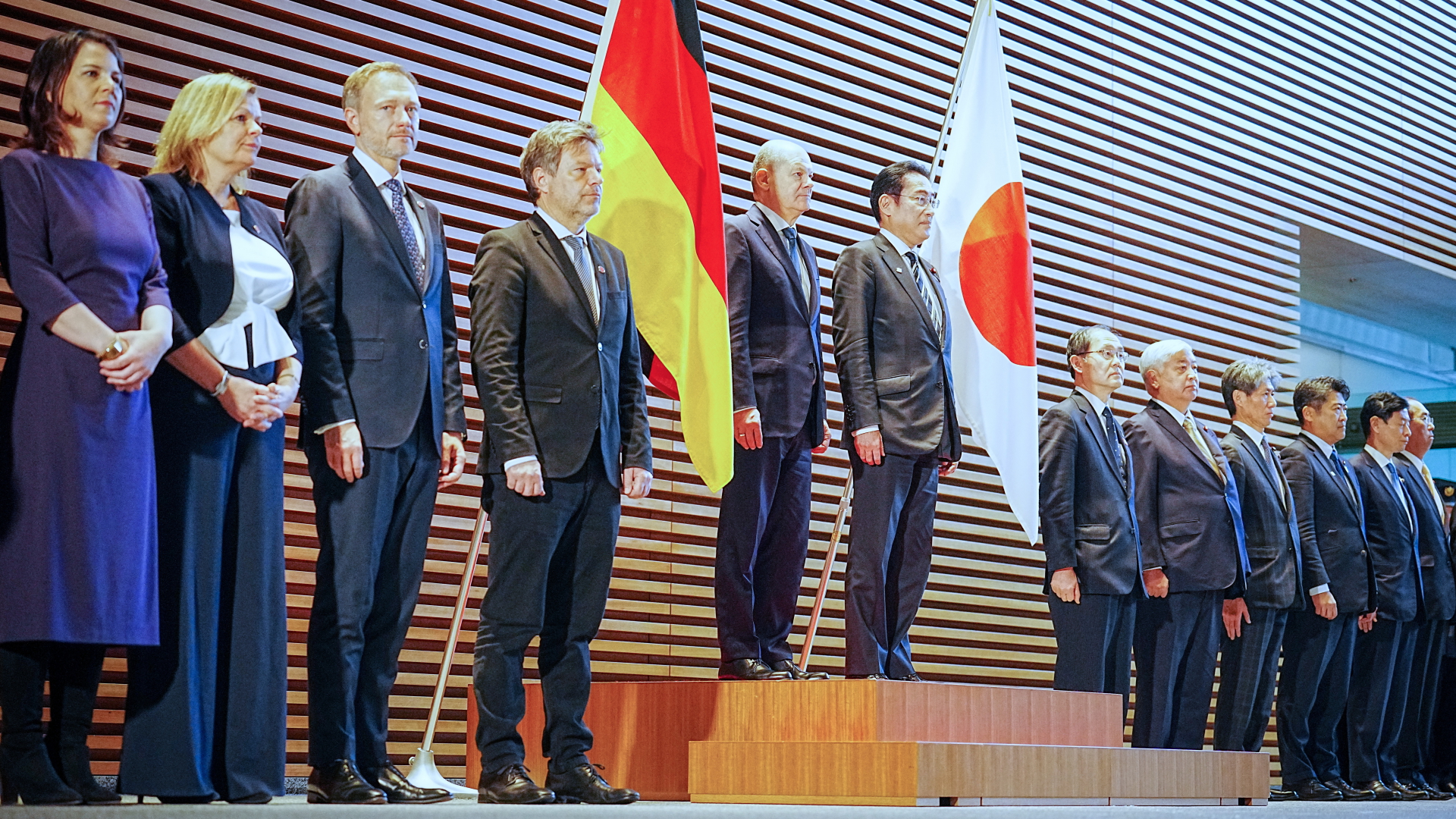 Die deutsche Regierungskoalition in Tokio. | dpa
