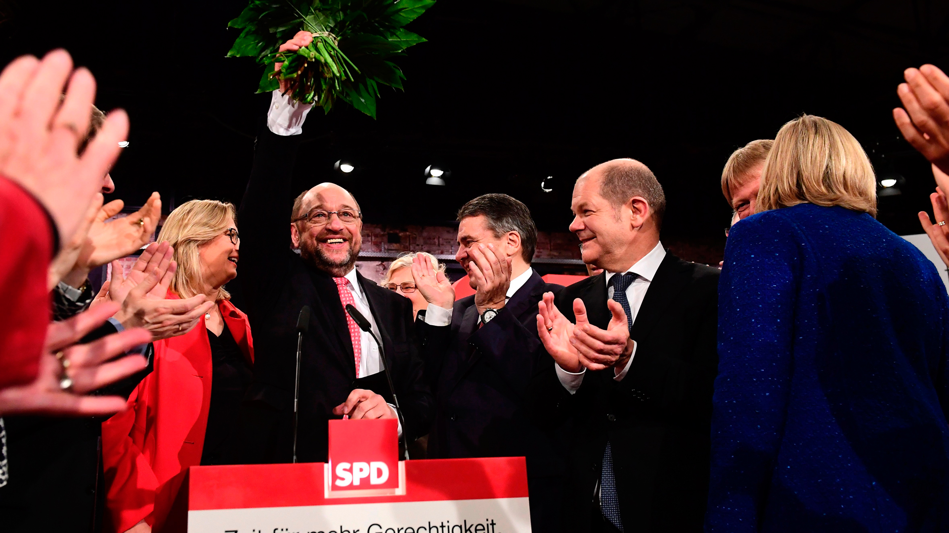 Martin Schulz mit 100 Prozent zu SPD-Parteichef gewählt