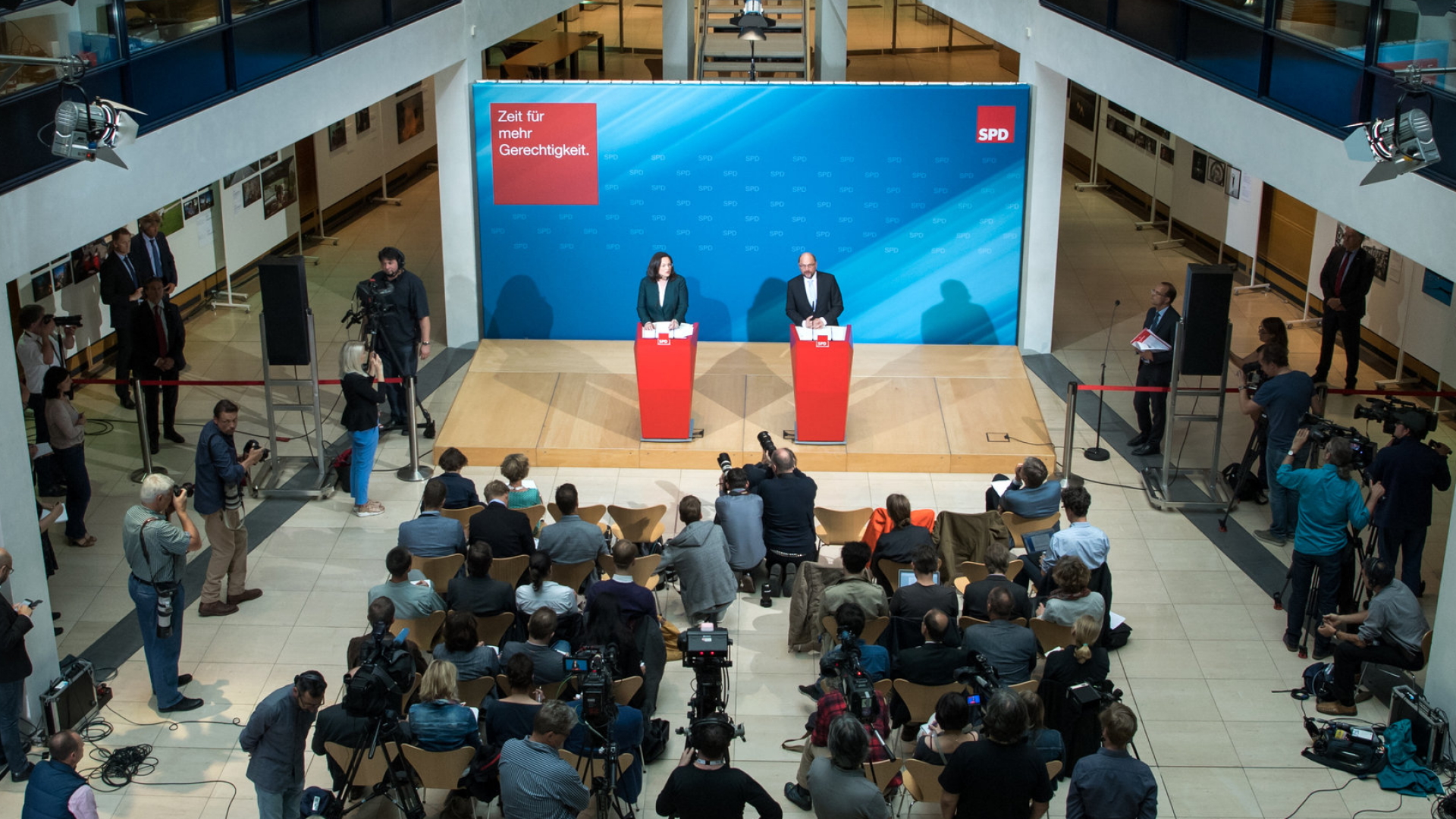Sozialministerin Andrea Nahles und SPD-Kanzlerkandidat Martin Schulz | dpa