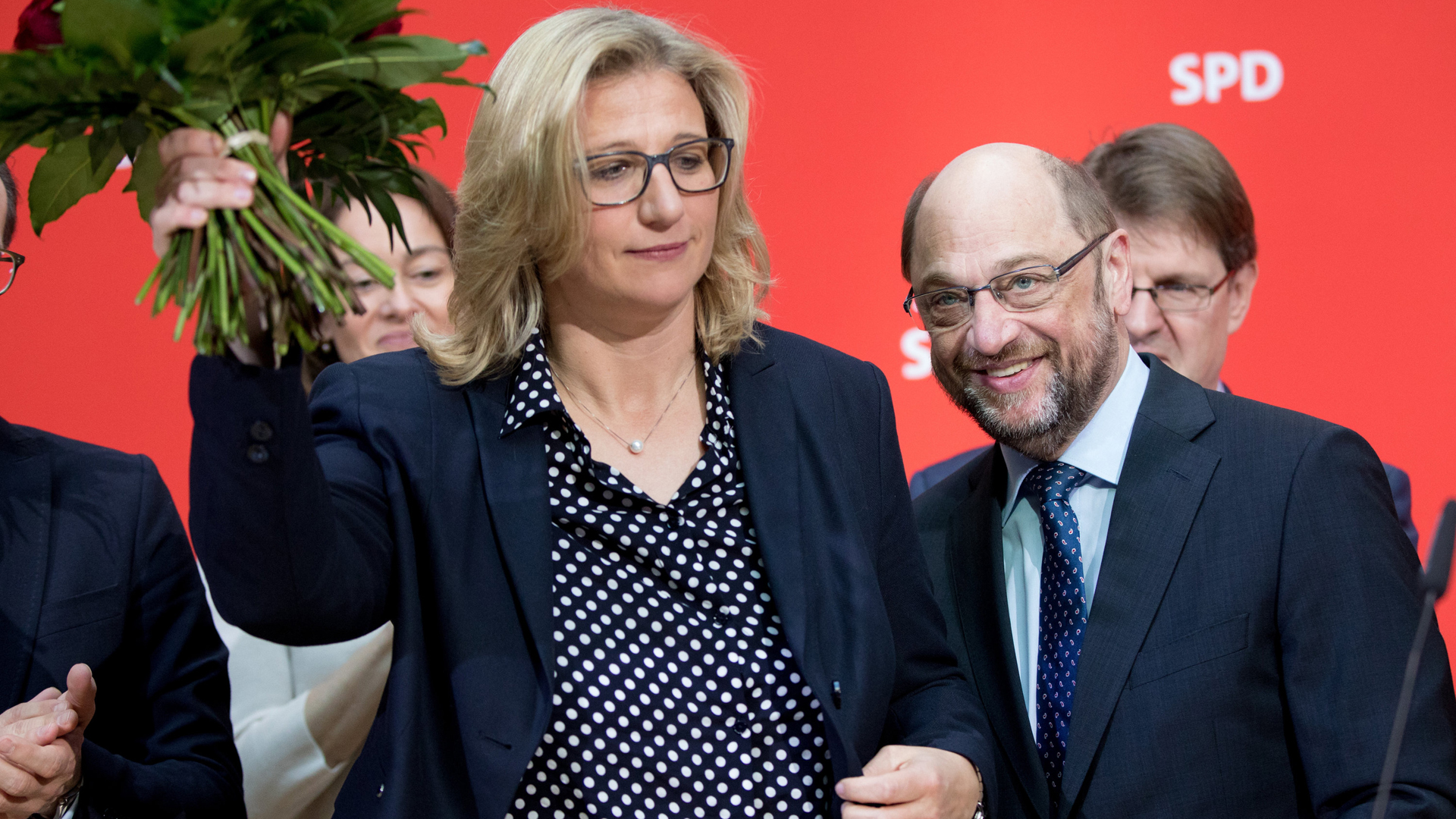 Anke Rehlinger neben Martin Schulz  | dpa