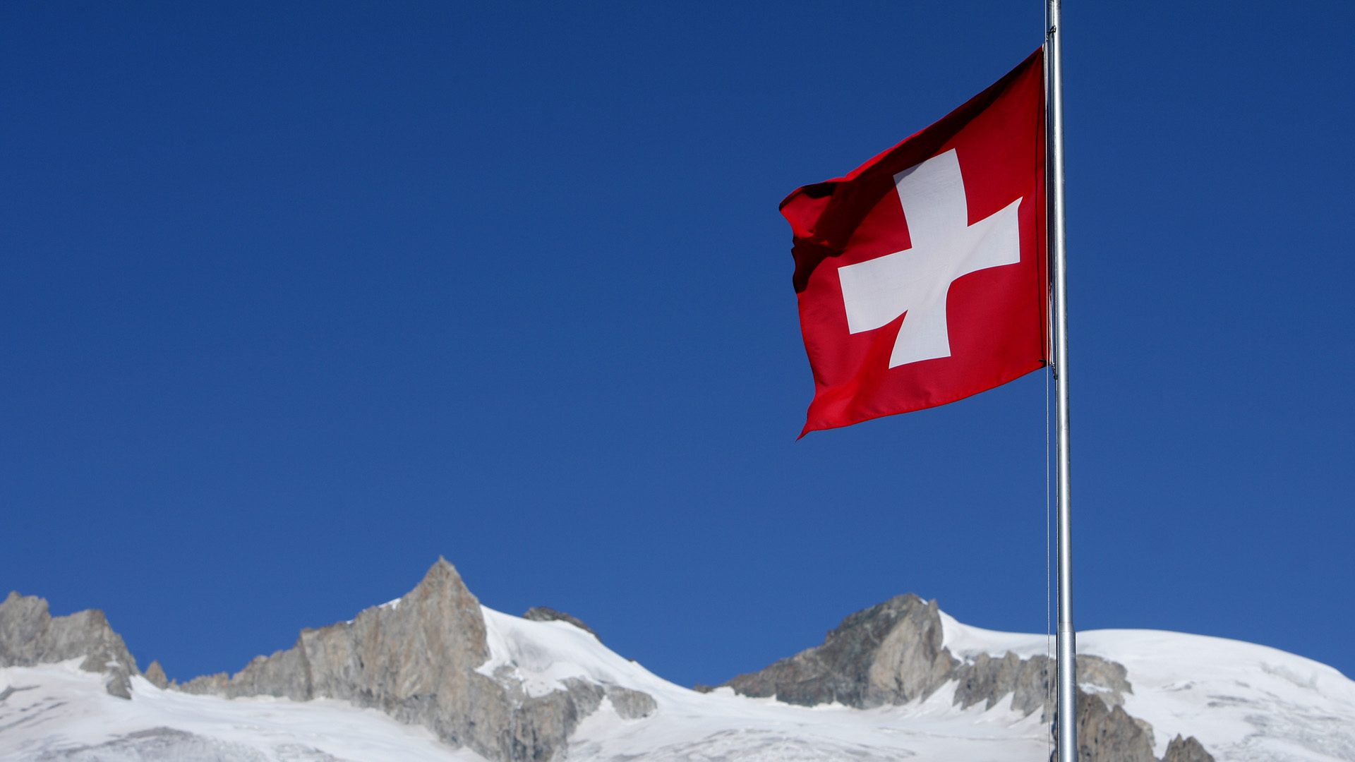 Schweizer Flagge | picture alliance / dpa