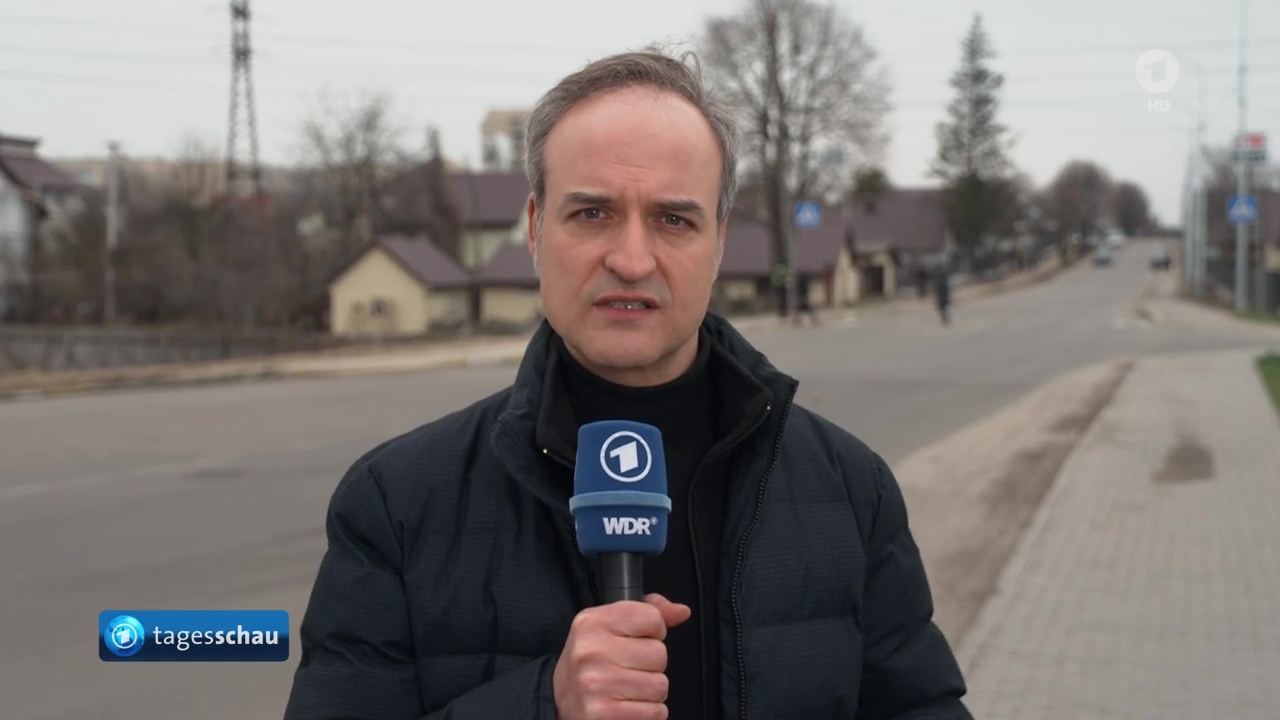 Darko Jakovljevic, ARD Kiew, zzt. Butscha, zur aktuellen Situation vor Ort ein Jahr nach dem Kriegsverbrechen