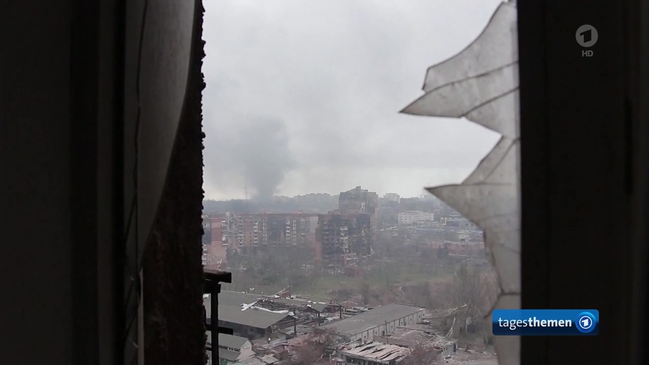 Weiterhin schwere Angriffe auf Hafenmetropole Mariupol 