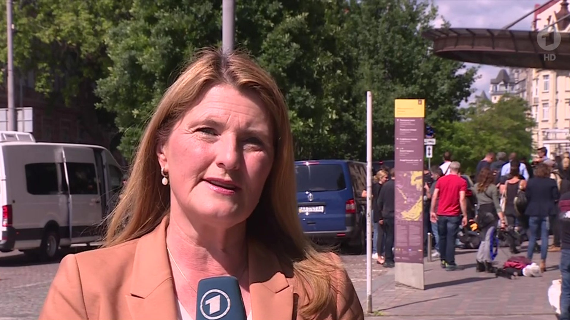 Tina Hassel, ARD Berlin, mit Details zum Besuch des Bundeskanzlers Scholz in Kiew