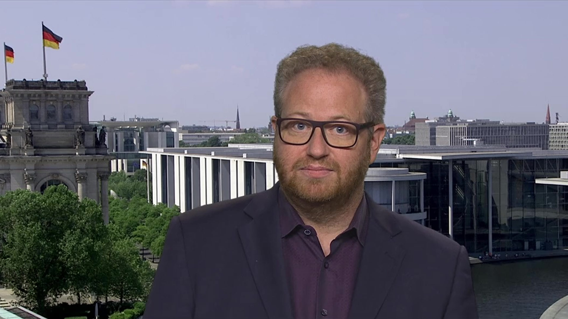 Christian Feld, ARD Berlin, mit Informationen zum Kanzlerbesuch in Kiew