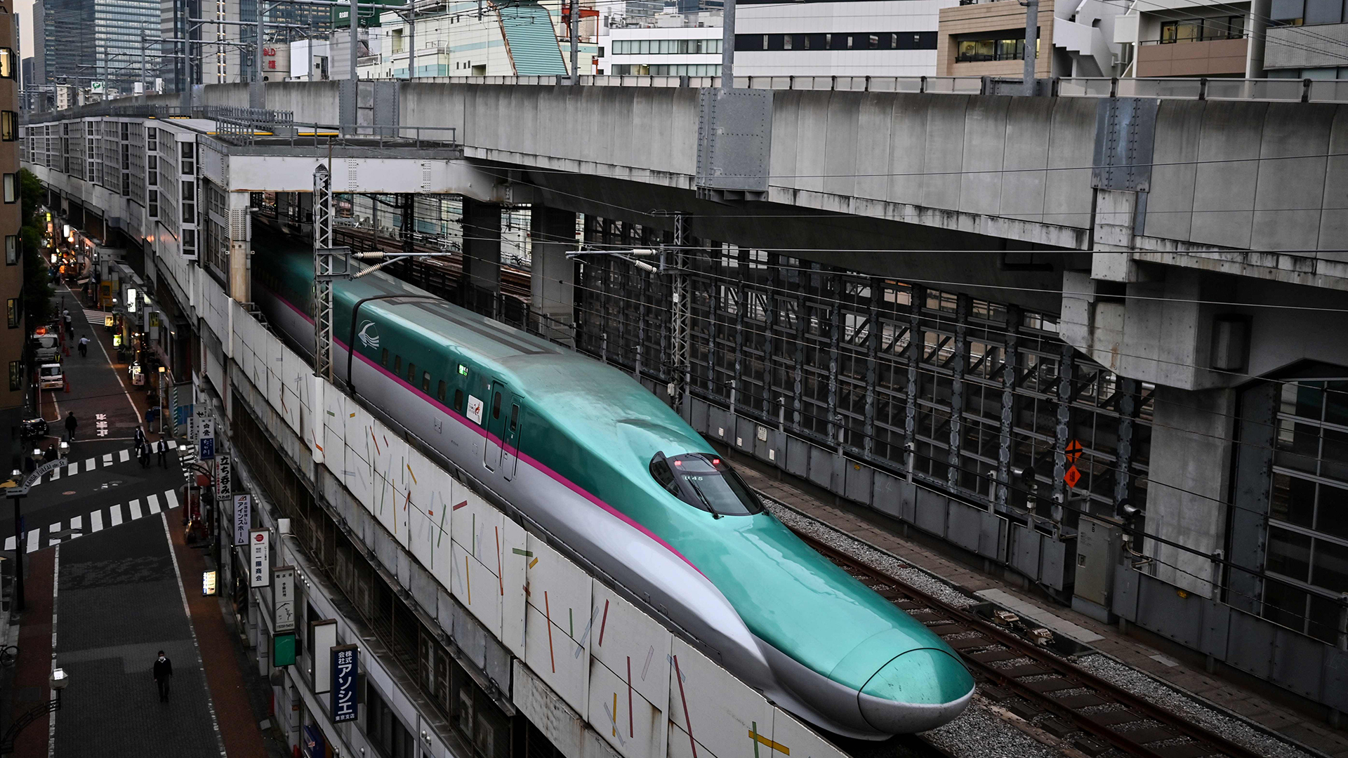 Ein japanischer Shinkansen-Schnellzug | AFP