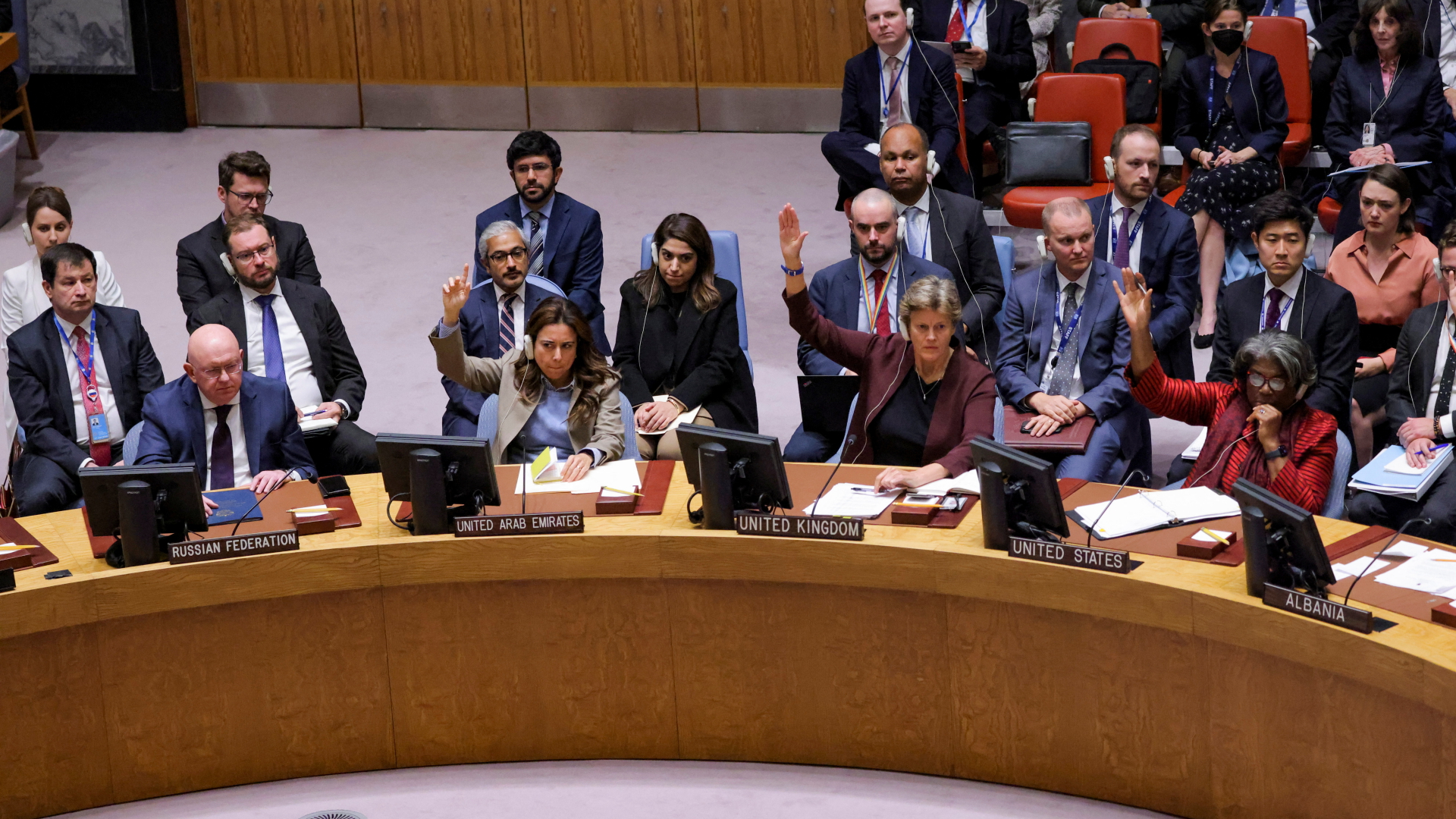 Mitglieder des UN-Sicherheitsrats stimmen über die Resolution gegen Russland ab.