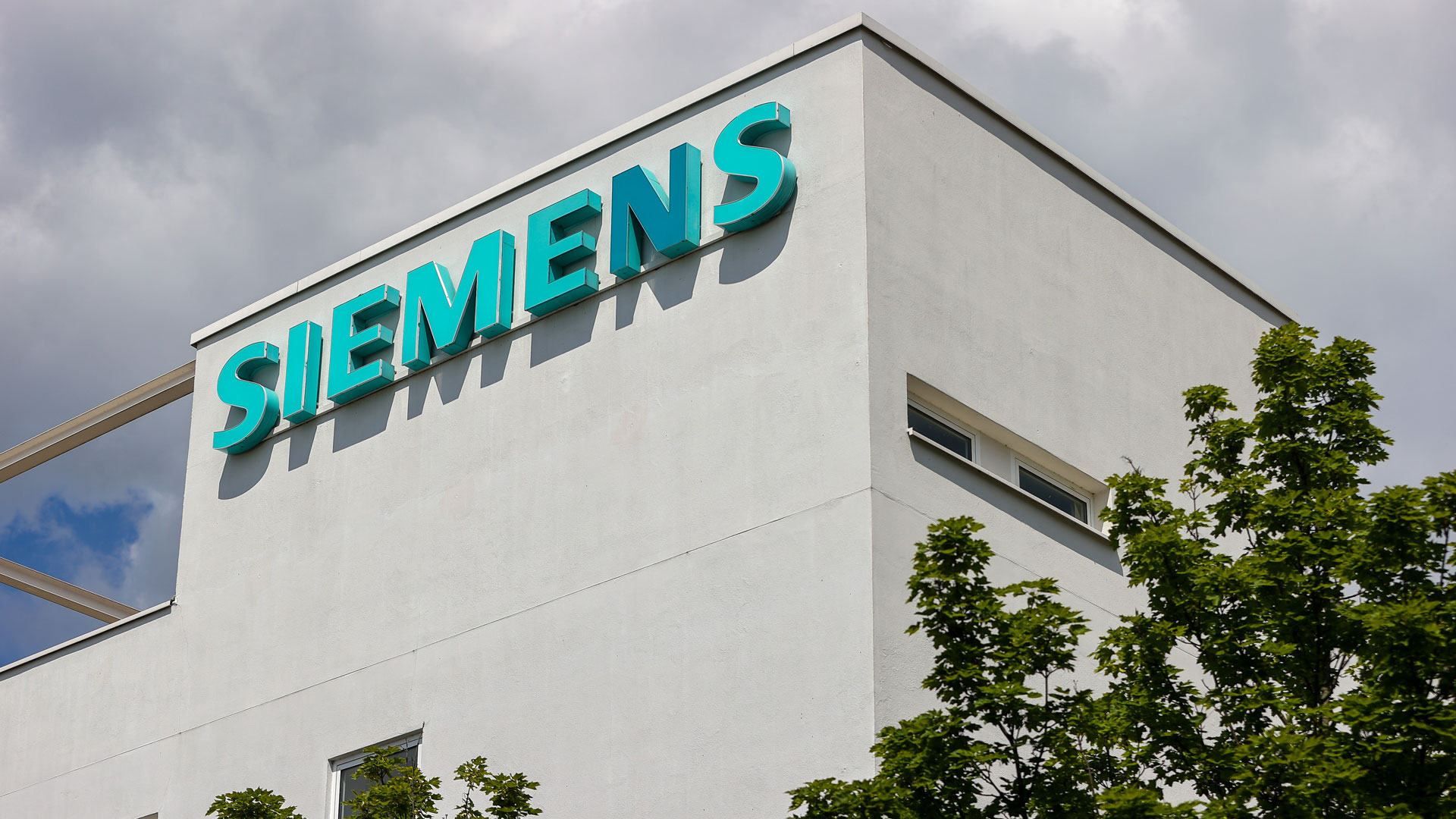 Das Leipziger Siemens Werk für Niederspannungsschaltanlagen | picture alliance/dpa