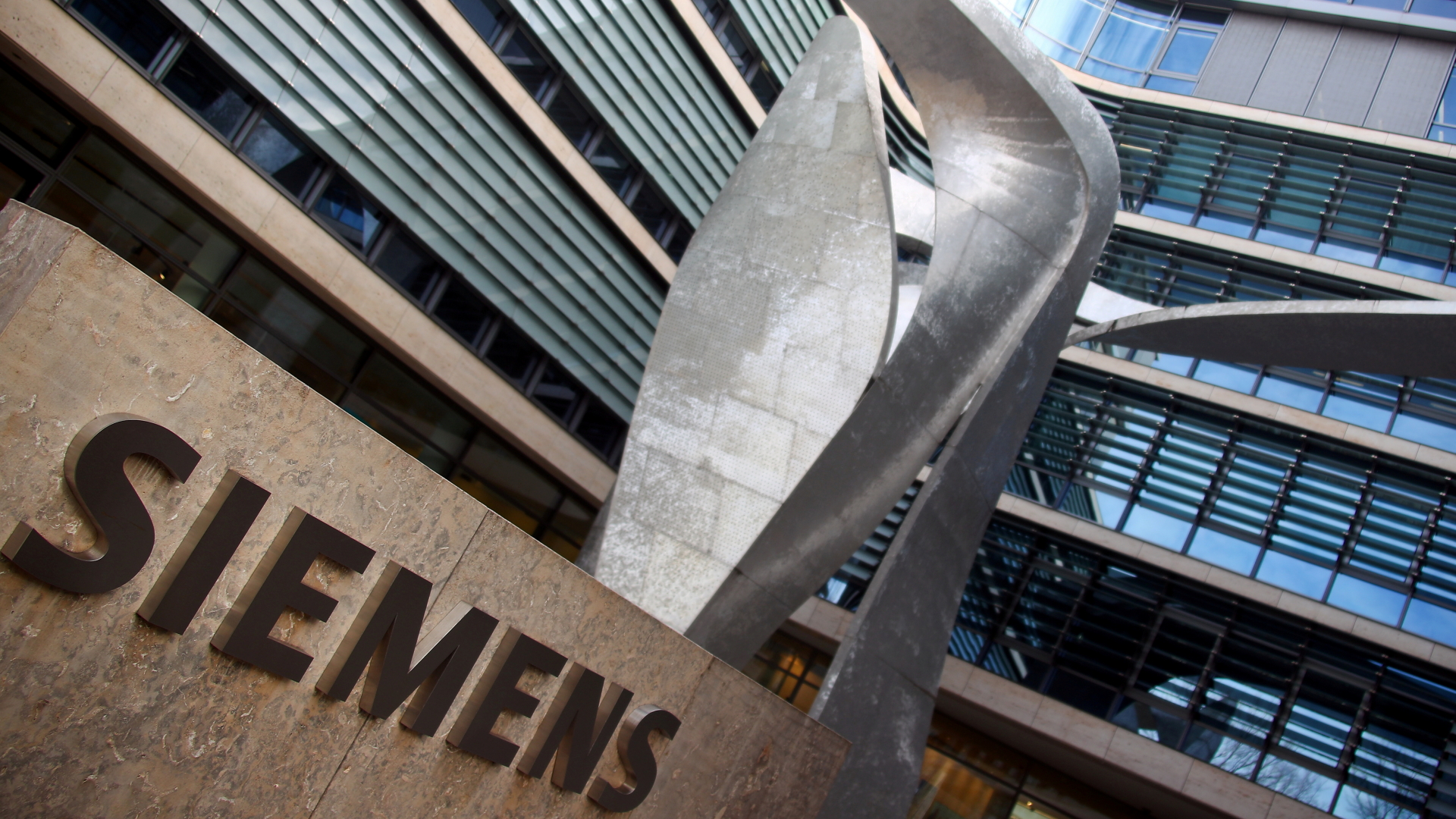 Siemens mit virtueller Hauptversammlung