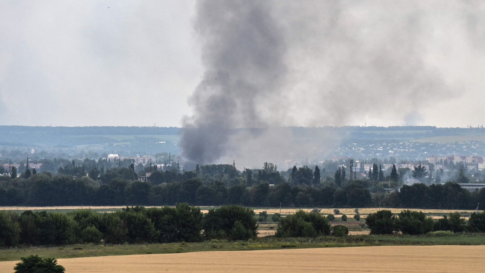 Rauch steigt über Slowjansk auf. | AFP