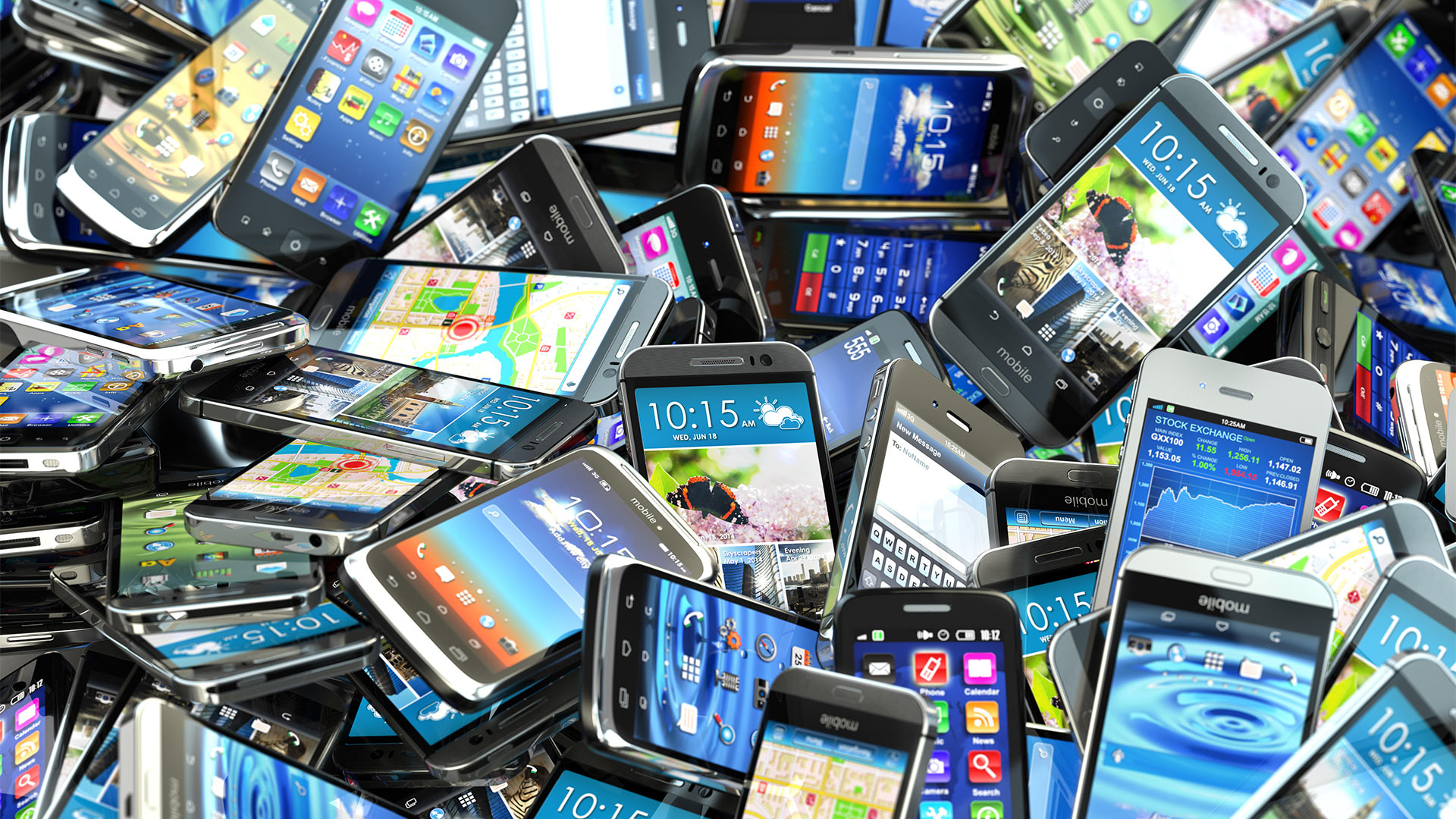 Smartphones auf einem Haufen | picture alliance / Zoonar