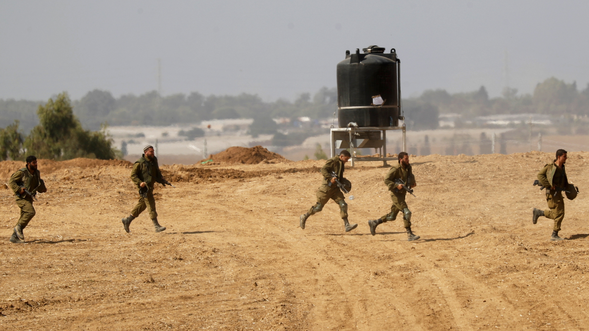 Israelische Soldaten nahe der Grenze zu Gaza