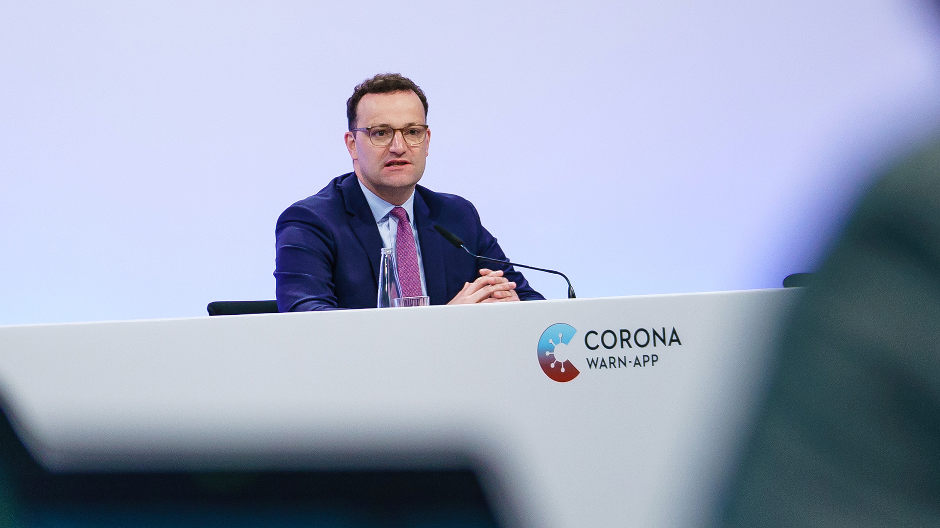 Jens Spahn bei der Pressekonferenz zur "Corona Warn-App" in Berlin. | CLEMENS BILAN/POOL/EPA-EFE/Shutt