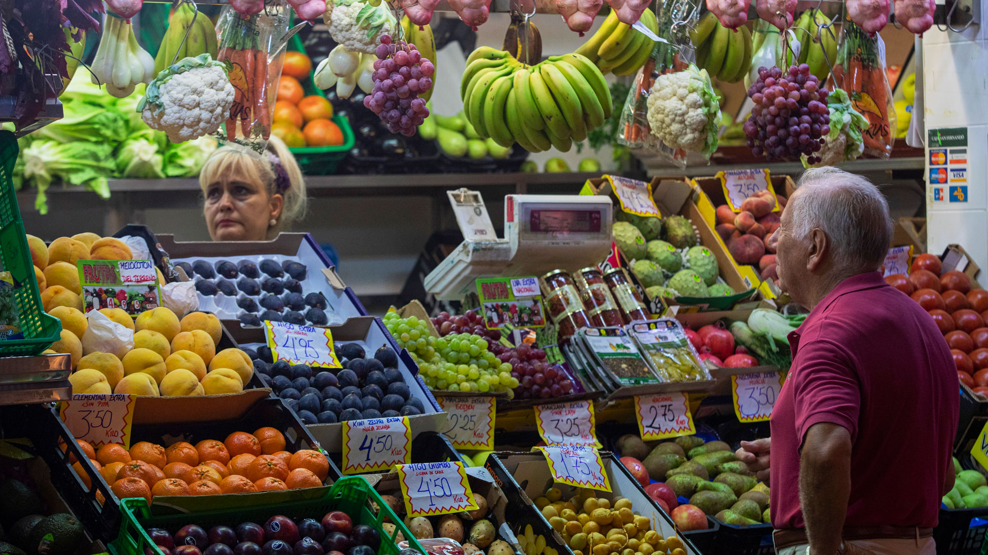 Lebensmittelmarkt von Triana in Sevilla. | picture alliance/dpa/EUROPA PRES