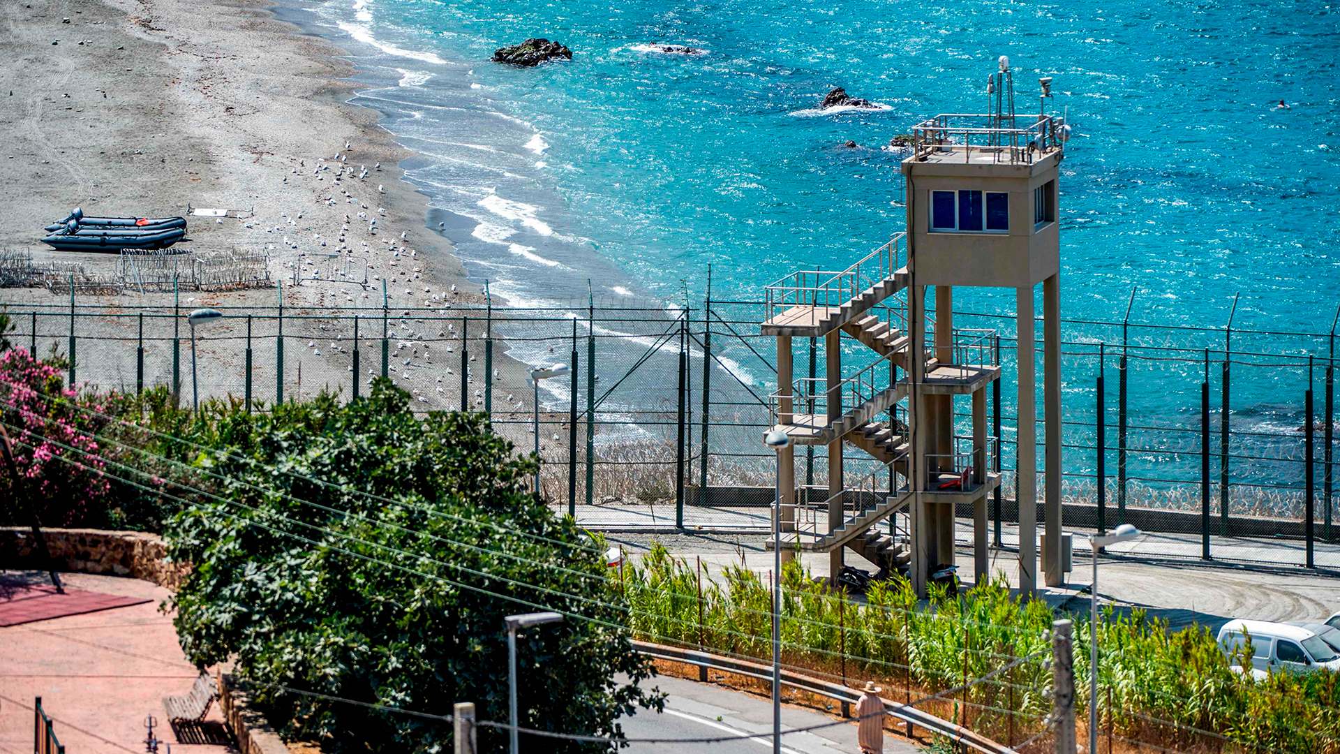 Ein Wachturm an der Grenze von Marokko und Ceuta | AFP
