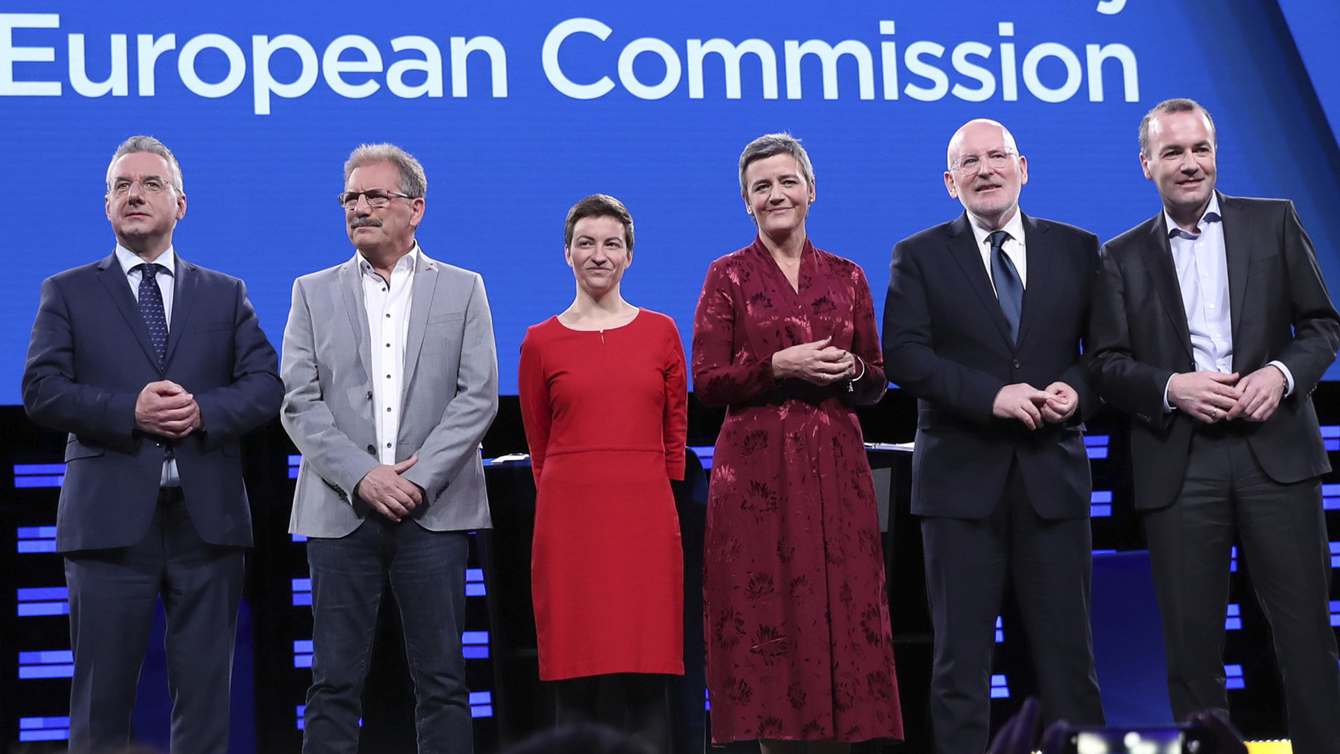 Europäische Spitzenkandidaten der Europawahl posieren vor einer TV-Debatte | Bildquelle: dpa