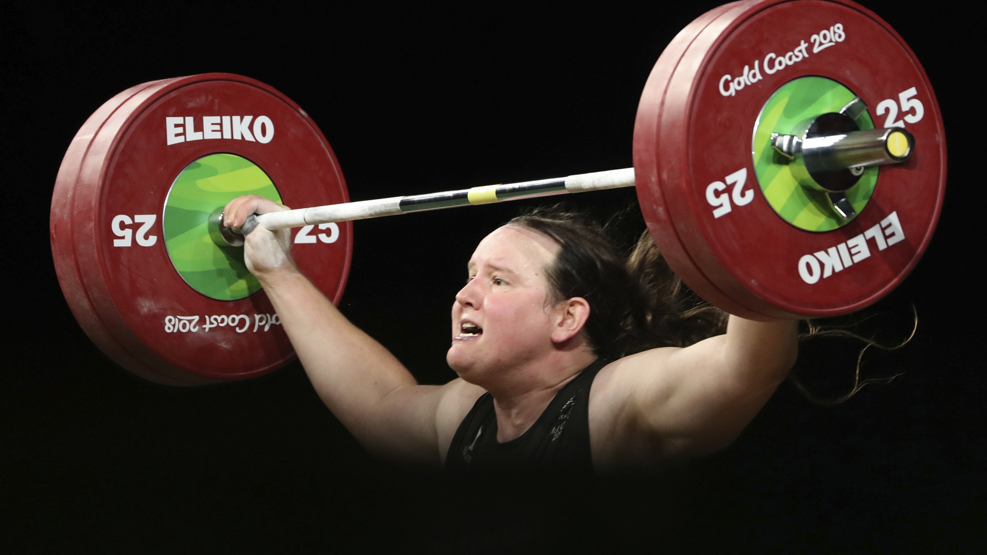 Die Trandsgender-Sportlerin Laurel Hubbard tritt 2018 im Gewichtheben bei den "Gold Coast 2018 Commonwealth Games" an. | AP
