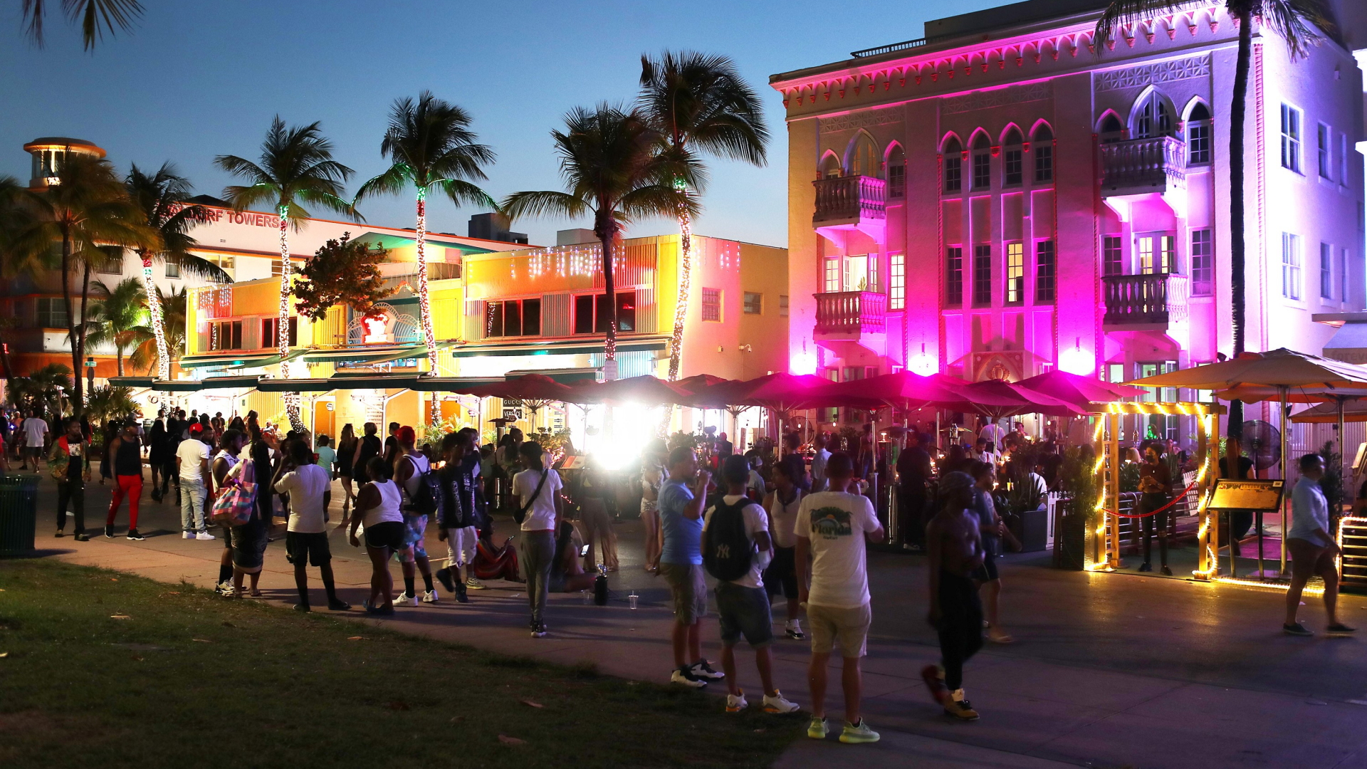 Miami Beach: Studierende feiern die Semesterferien trotz der Corona-Pandemie mit wilden Partys | AFP