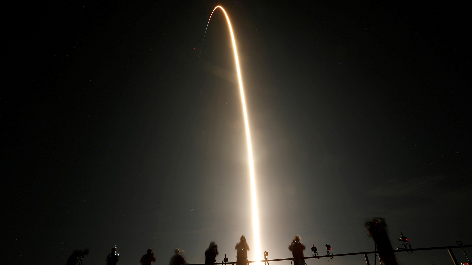 Start SpaceX | REUTERS