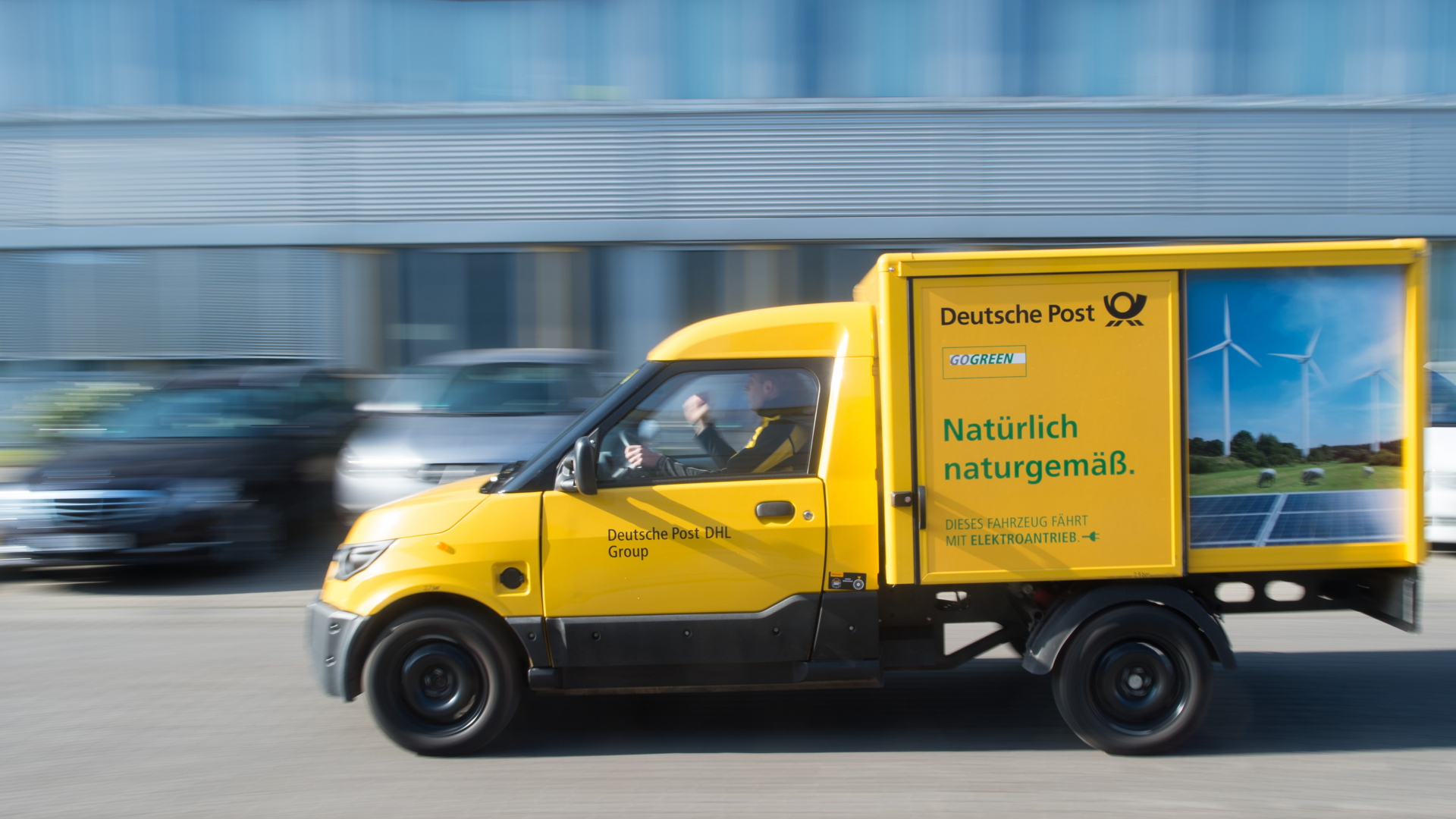 Streetscooter der Deutschen Post (DHL) | dpa