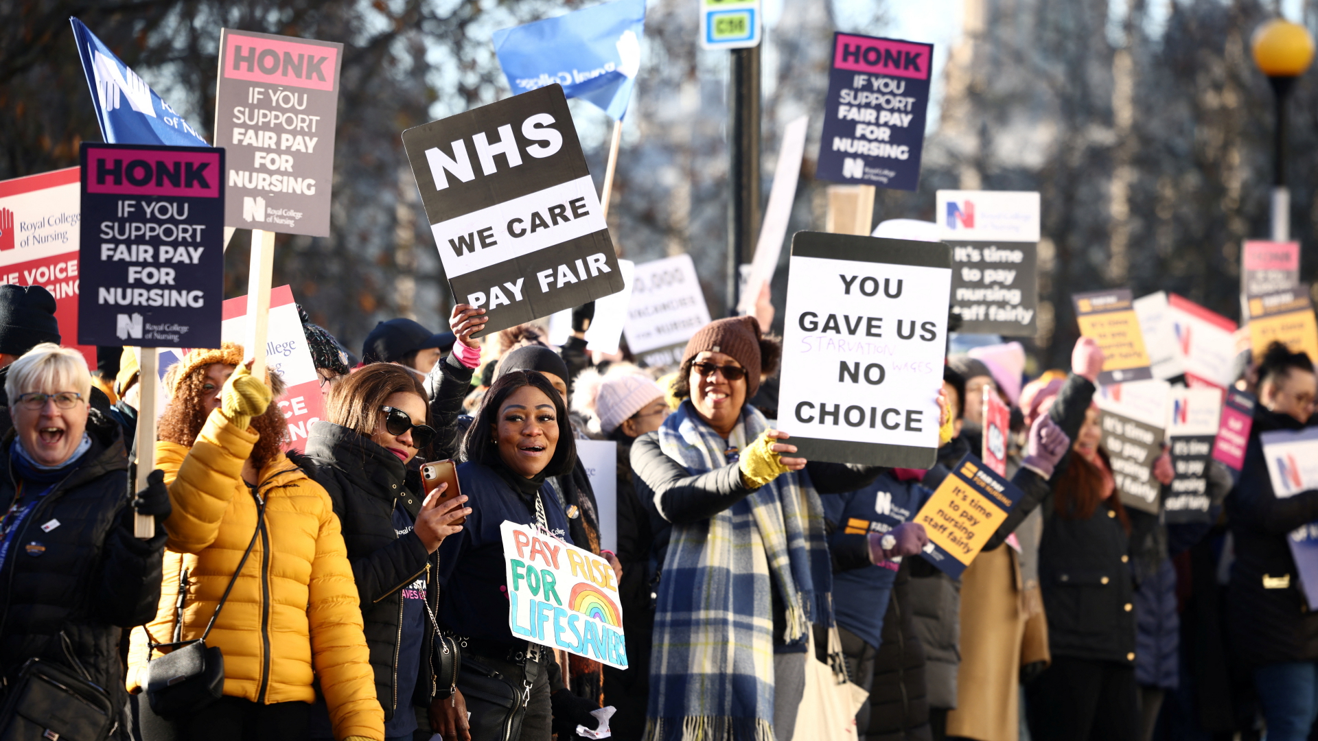 Streikende Pflegekräfte in London (Archivbild vom 15.12.2022) | REUTERS