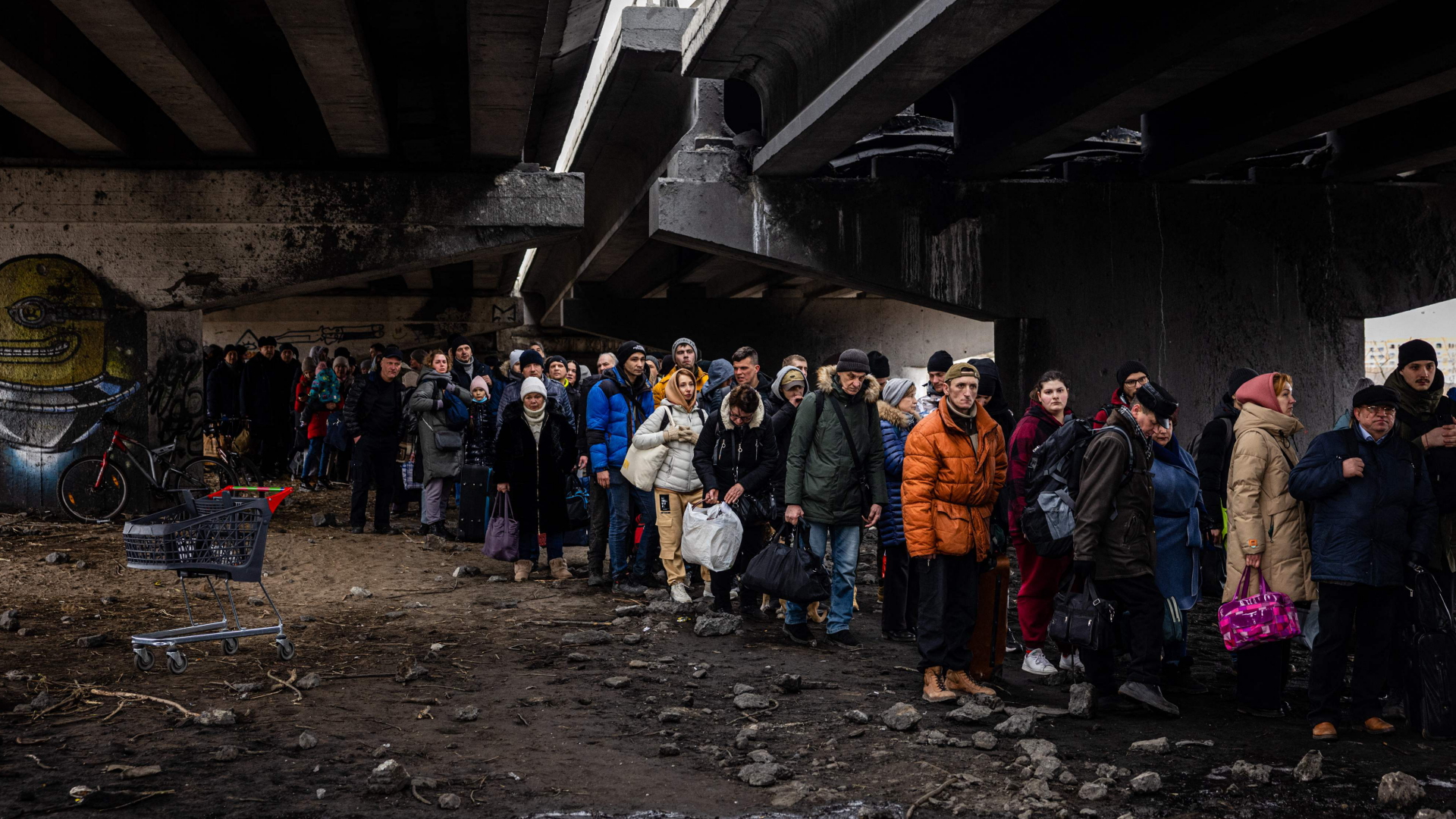 Einwohner der Stadt Sumy in der Ukraine wollen die Stadt wegen des Krieges verlassen.