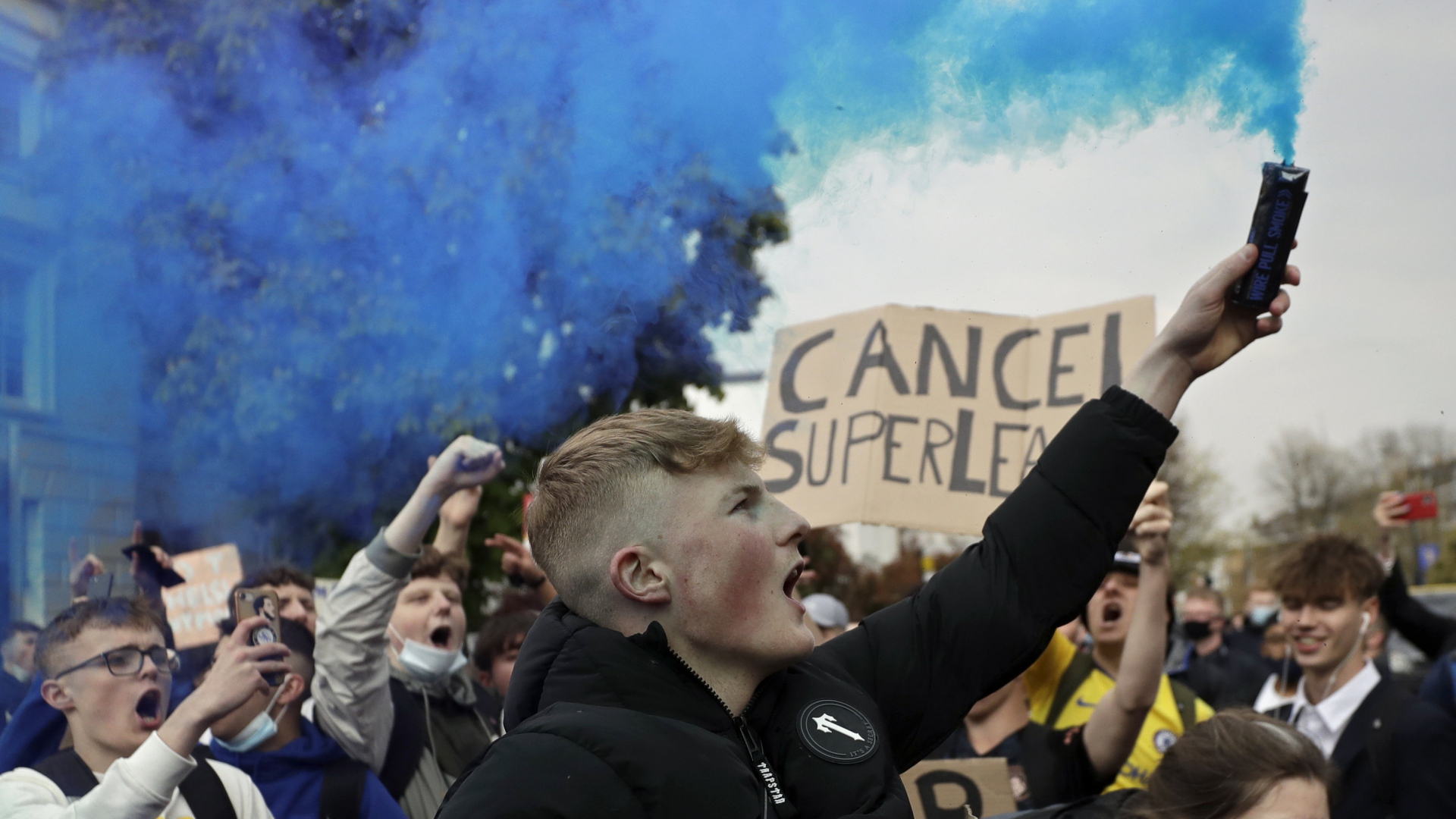 Englische Fans protestieren gegen die Super League | AP
