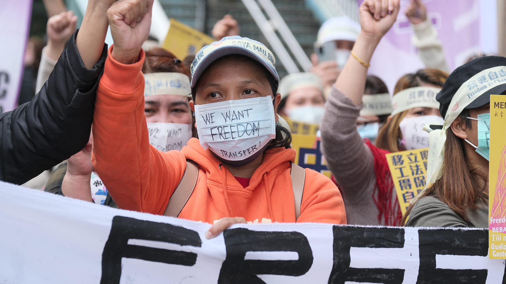 Demonstranten setzen sich für die Rechte für Wanderarbeiter in Taiwan ein. | picture alliance / AA