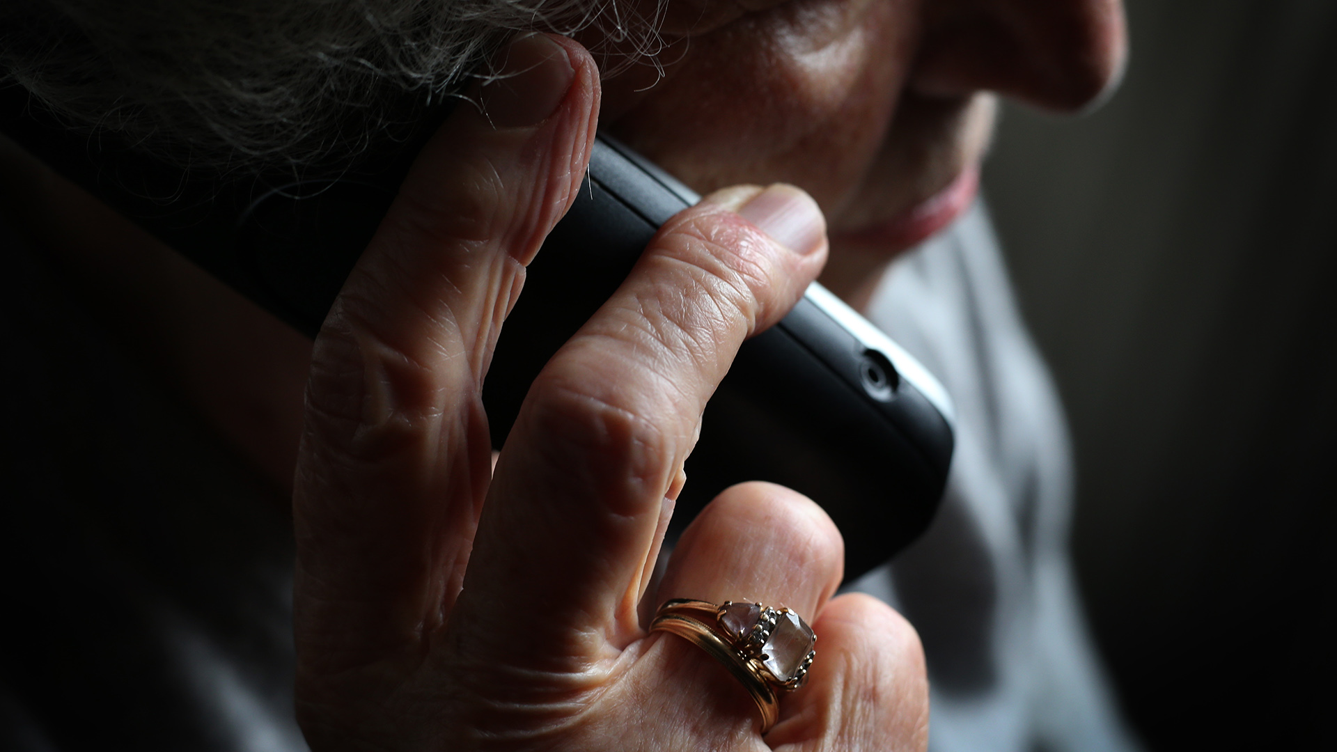 Bundesnetzagentur: Betrug am Telefon boomte 2022