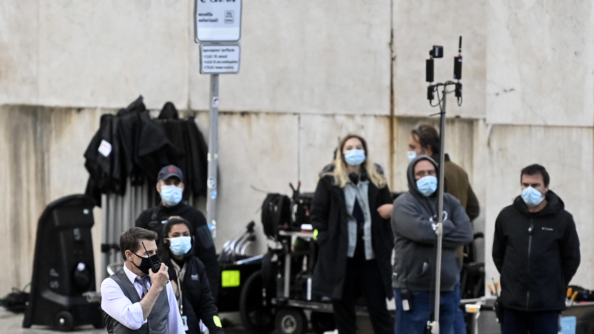 Tom Cruise bei Dreharbeiten für "Mission Impossible 7" in Rom  | Riccardo Antimiani/EPA-EFE/Shutt
