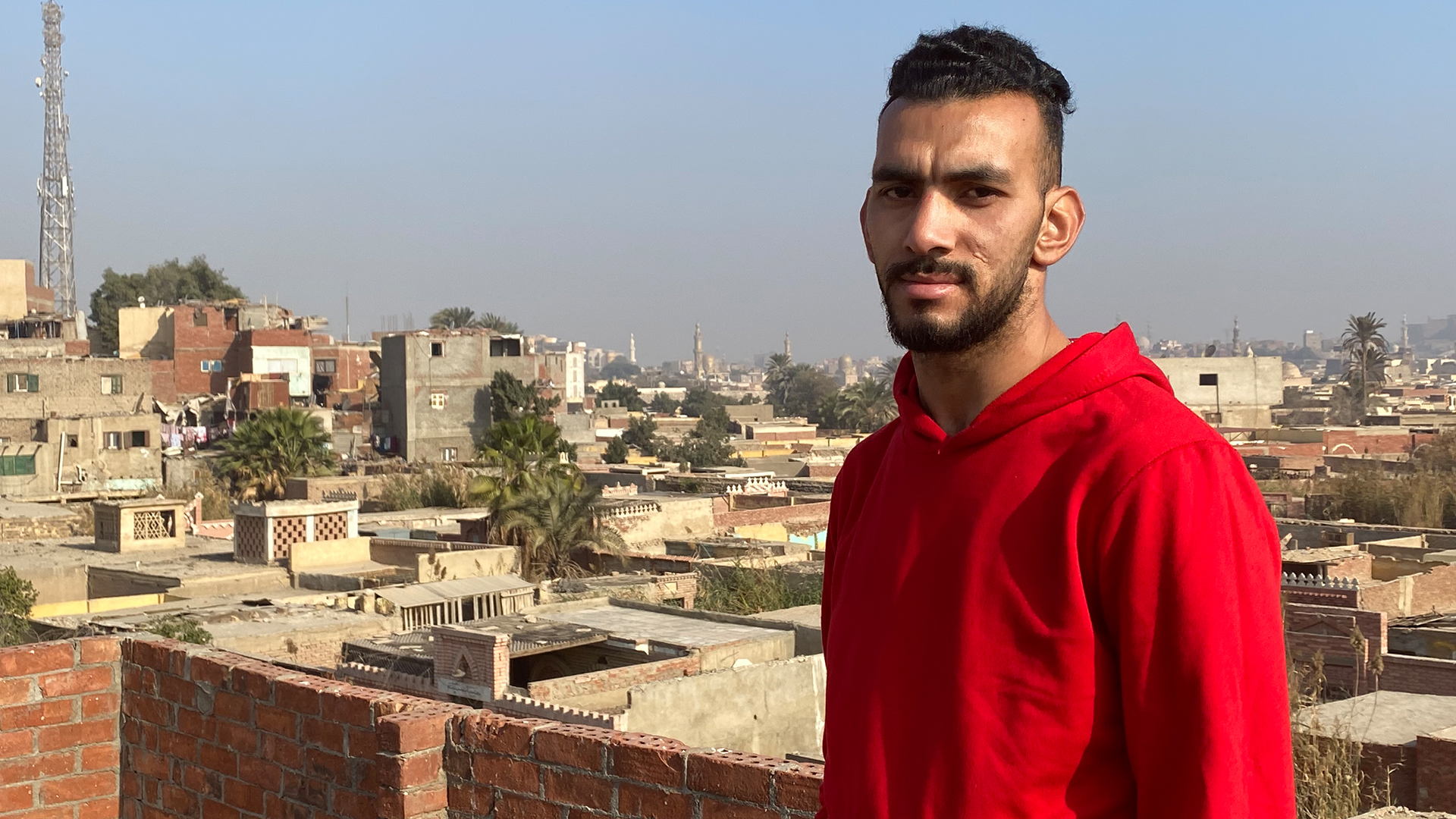Ramy auf dem Dach seines Hauses. | Anne Allmeling, ARD-Studio Kairo