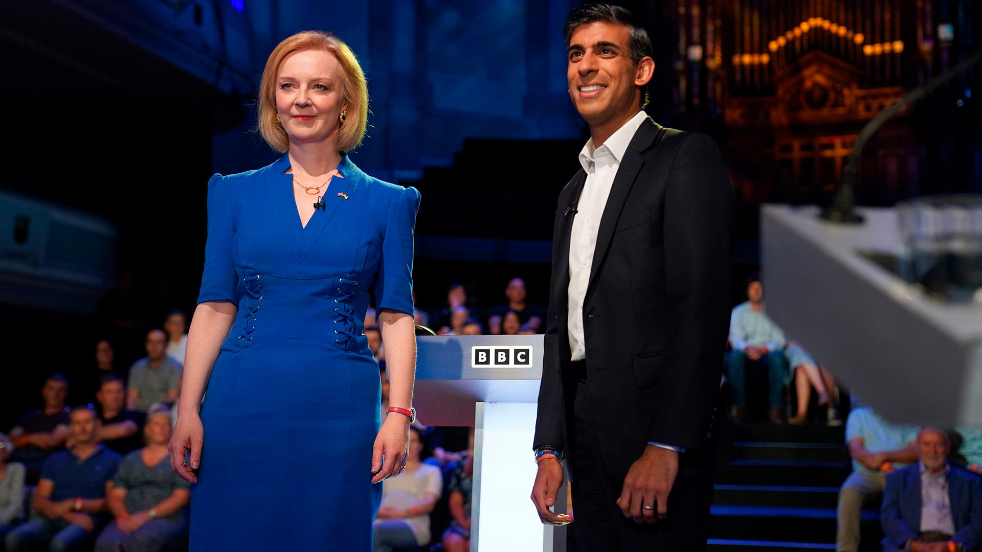 Liz Truss und Rishi Sunak beim TV-Duell der britischen Tories | AP