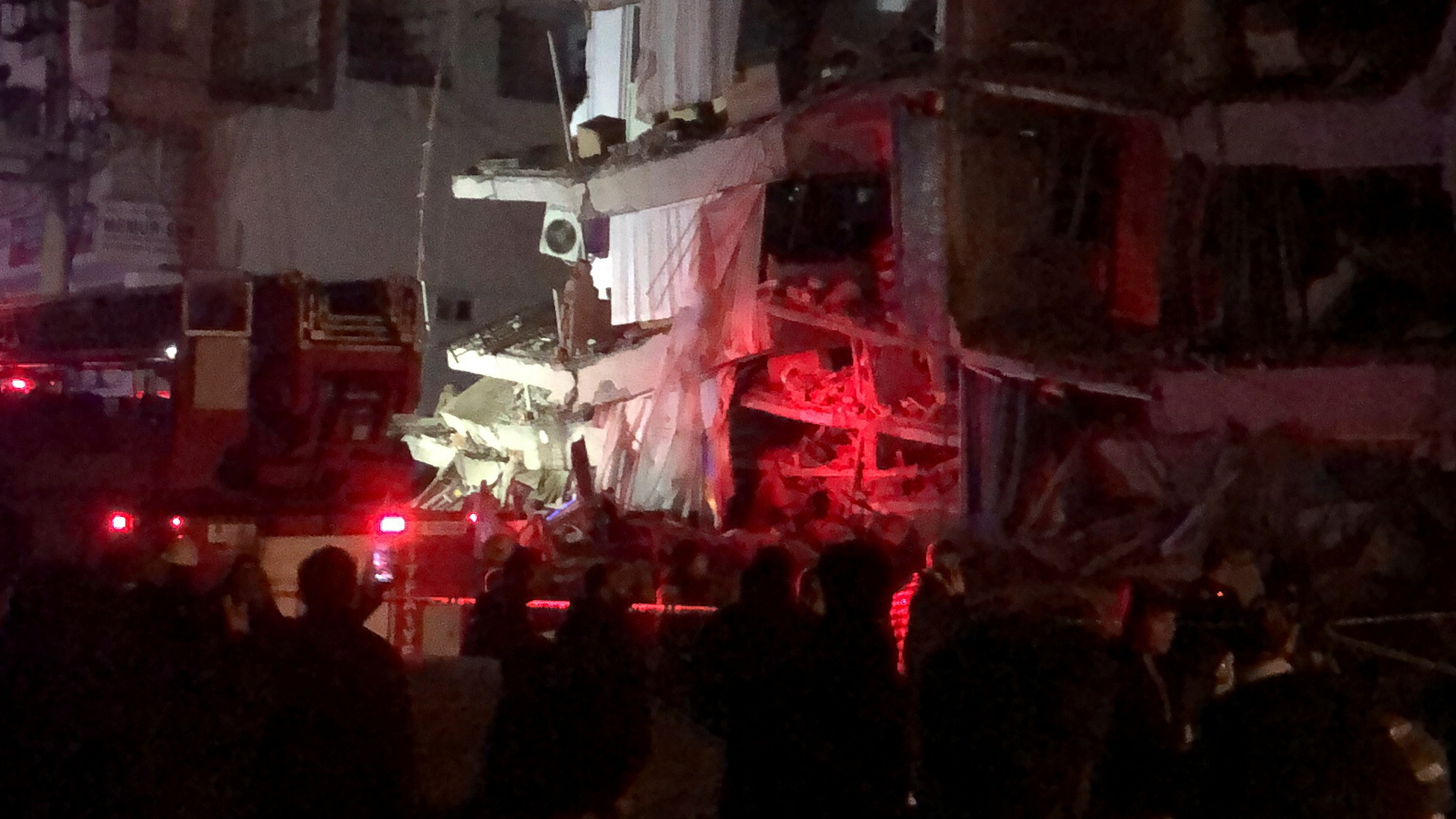 Zerstörungen nach Erdbeben in der Türkei | Aslan Avda via REUTERS