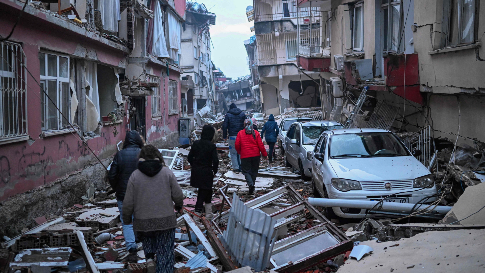 Erdbeben in Syrien und der Türkei: “Dann zittert alles”