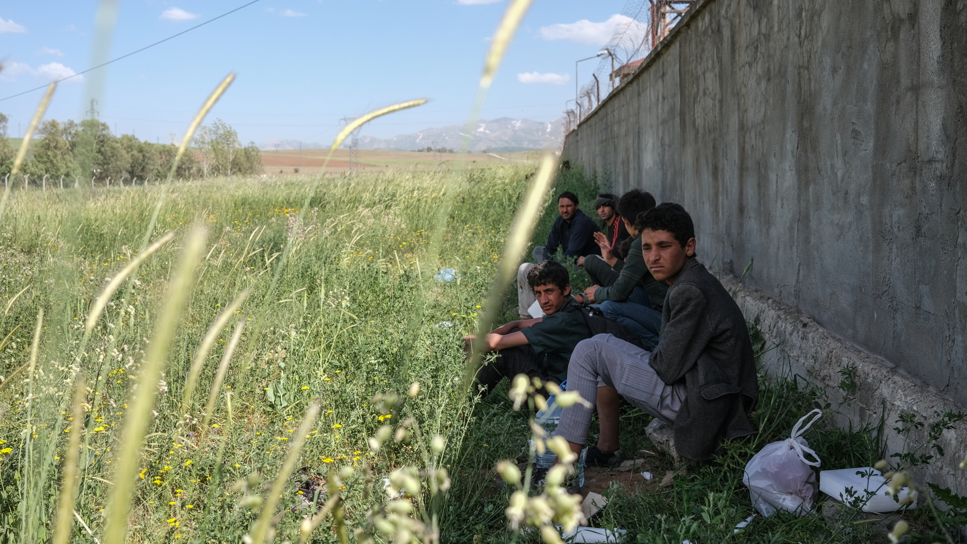 Eine Gruppe geflüchteter Afghanen in der Nähe der türkischen Stadt Van | EPA