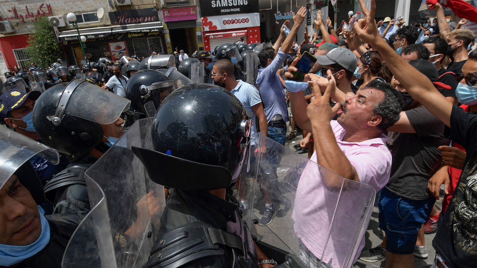 Demonstranten in Tunesien | AFP