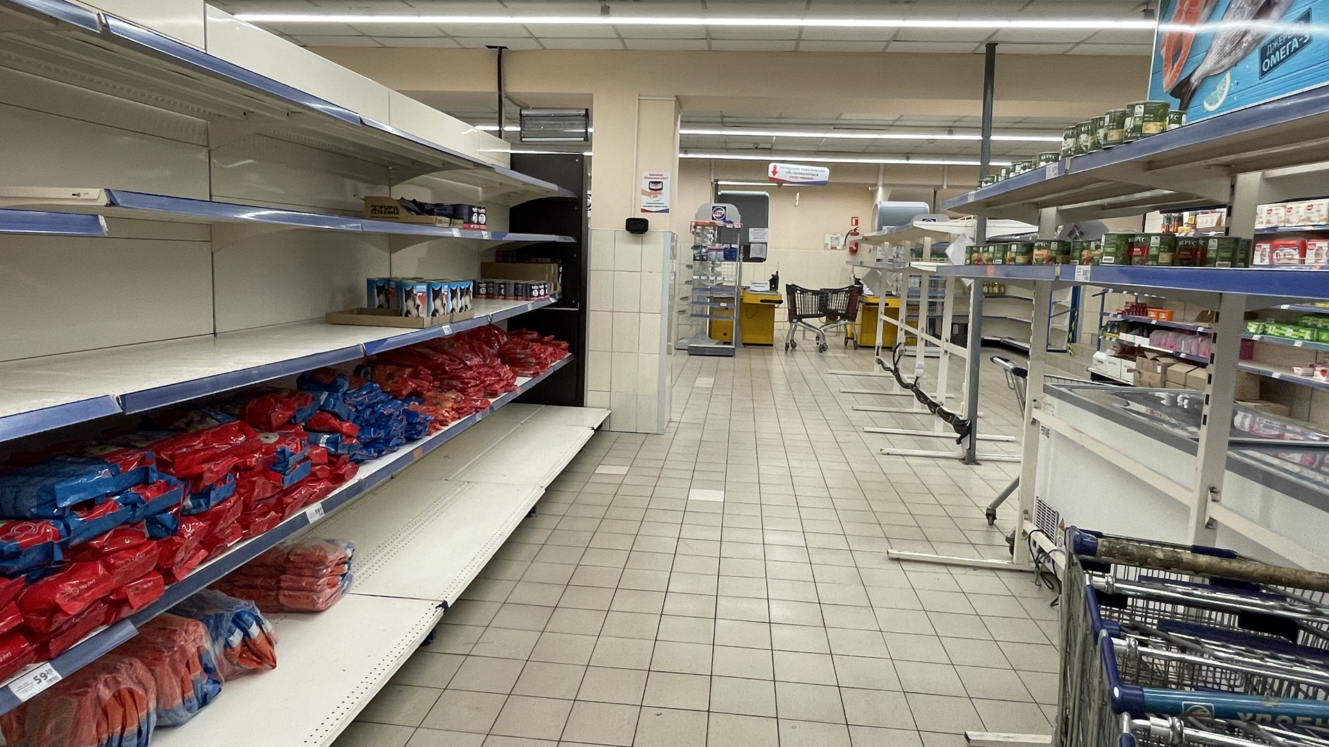 Supermarkt mit leeren Regalen in Pokrowsk | Andrea Beer/ BR