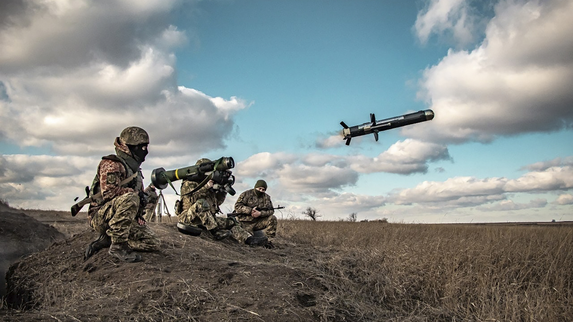 Ukrainische Soldaten während einer Militärübung in der Region Donezk.