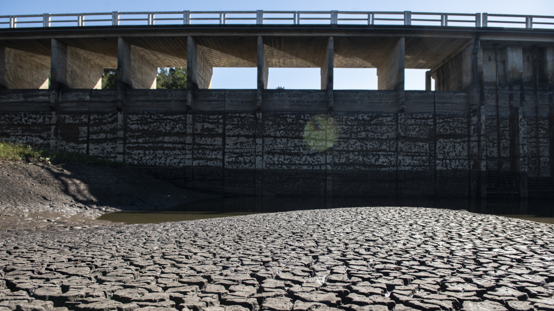  Niedrige Wasserstände am Stausee Canelon Grande, der die Stadt Montevideo mit Wasser versorgt, im Departement Canelones.