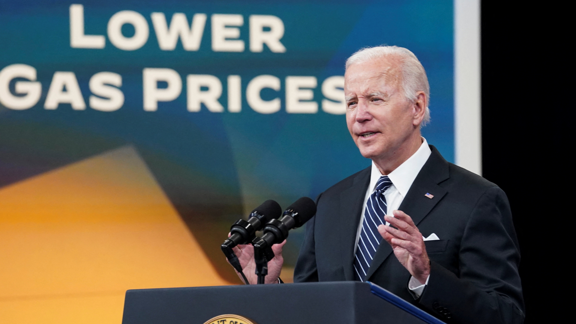 US-Präsident Joe Biden äußert sich im Juni 2022 im Weißen Haus zu den gestiegenen Gaspreisen. | REUTERS