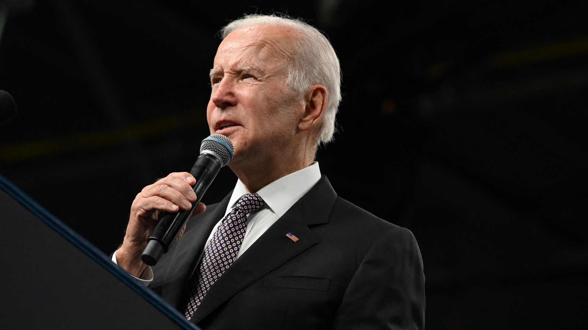 US-Präsident Joe Biden hält Anfang Oktober 2022 bei einem Besuch bei IBM im Hudson Valley eine Rede. | AFP