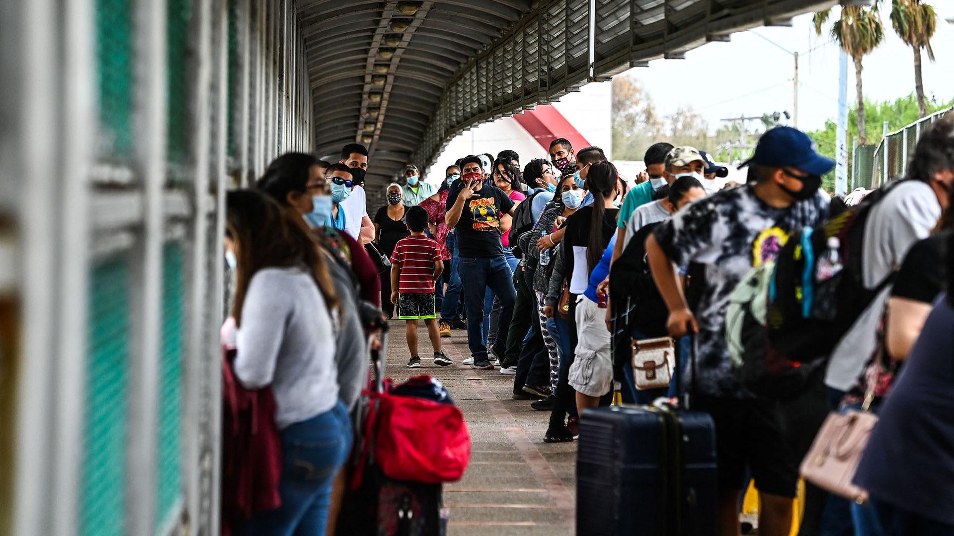Migranten aus Zentralamerika kommen an der US-Grenze zu Mexiko an (Archivbild). | AFP