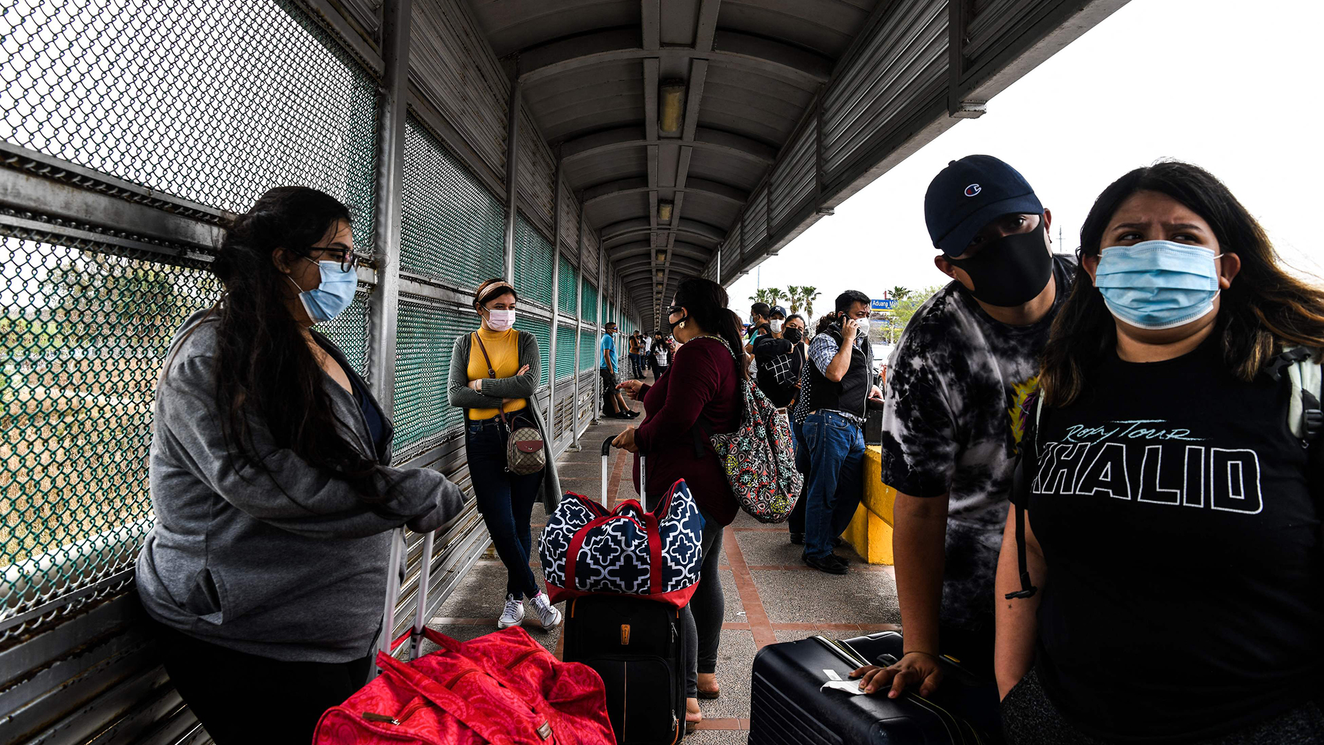 Migranten aus Zentralamerika kommen an der US-Grenze zu Mexiko an (Archivbild). | AFP