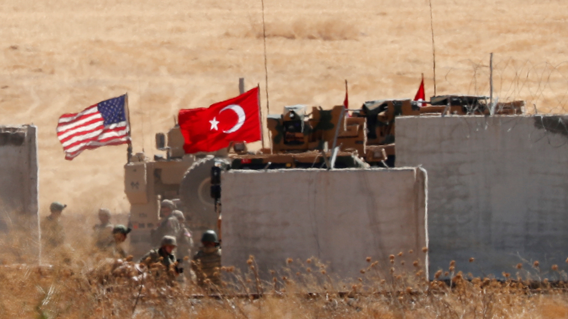 Archivbild von türkischen und US-Truppen bei einem gemeinsamen Einsatz in Syrien