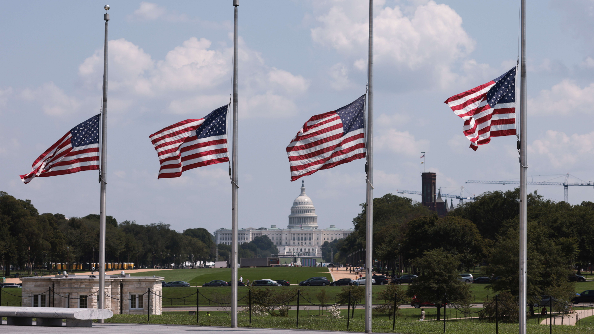 Flaggen in Washington wehen auf Halbmast nach dem Anschlag in Kabul  | AFP