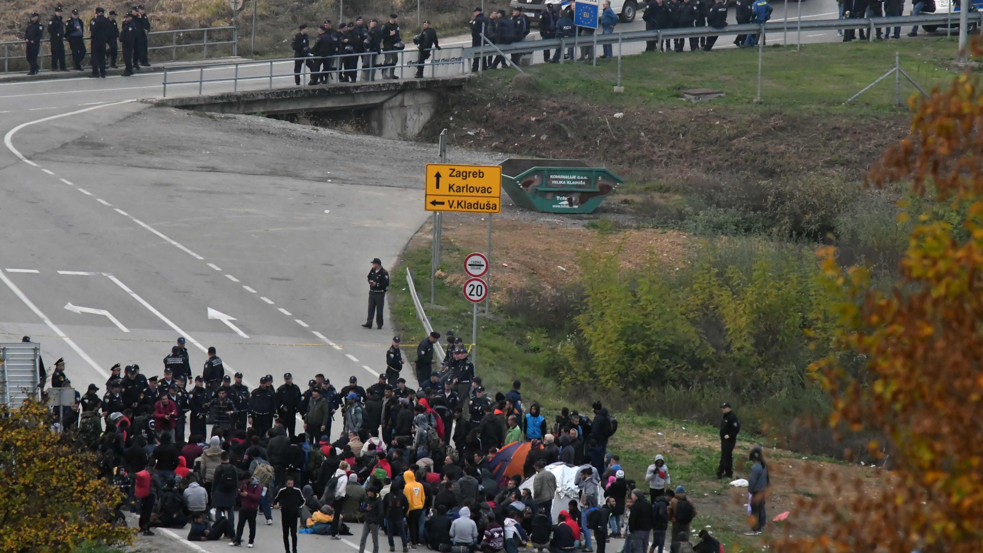 Flüchtlinge in Bosnien an der Grenze zu Kroatien  | AFP
