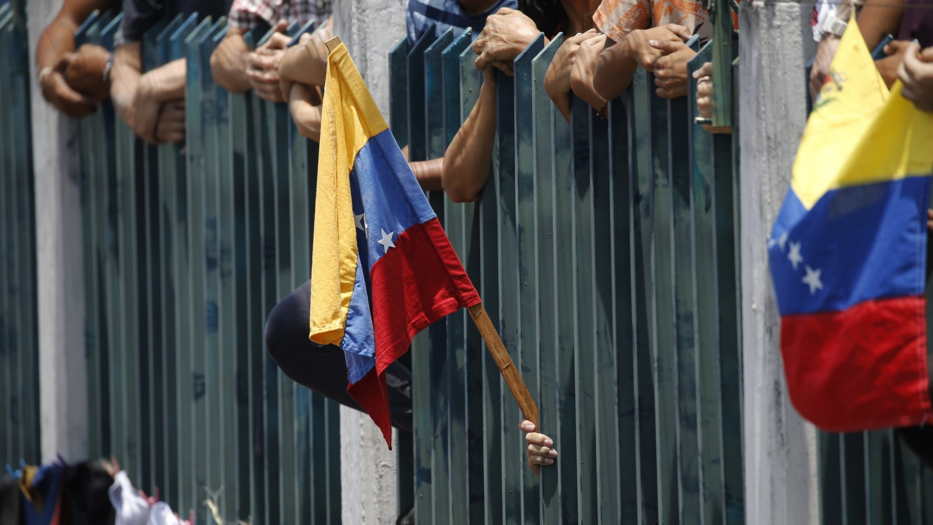 Eine venezolanische Flagge (Archivbild). | Bildquelle: AP
