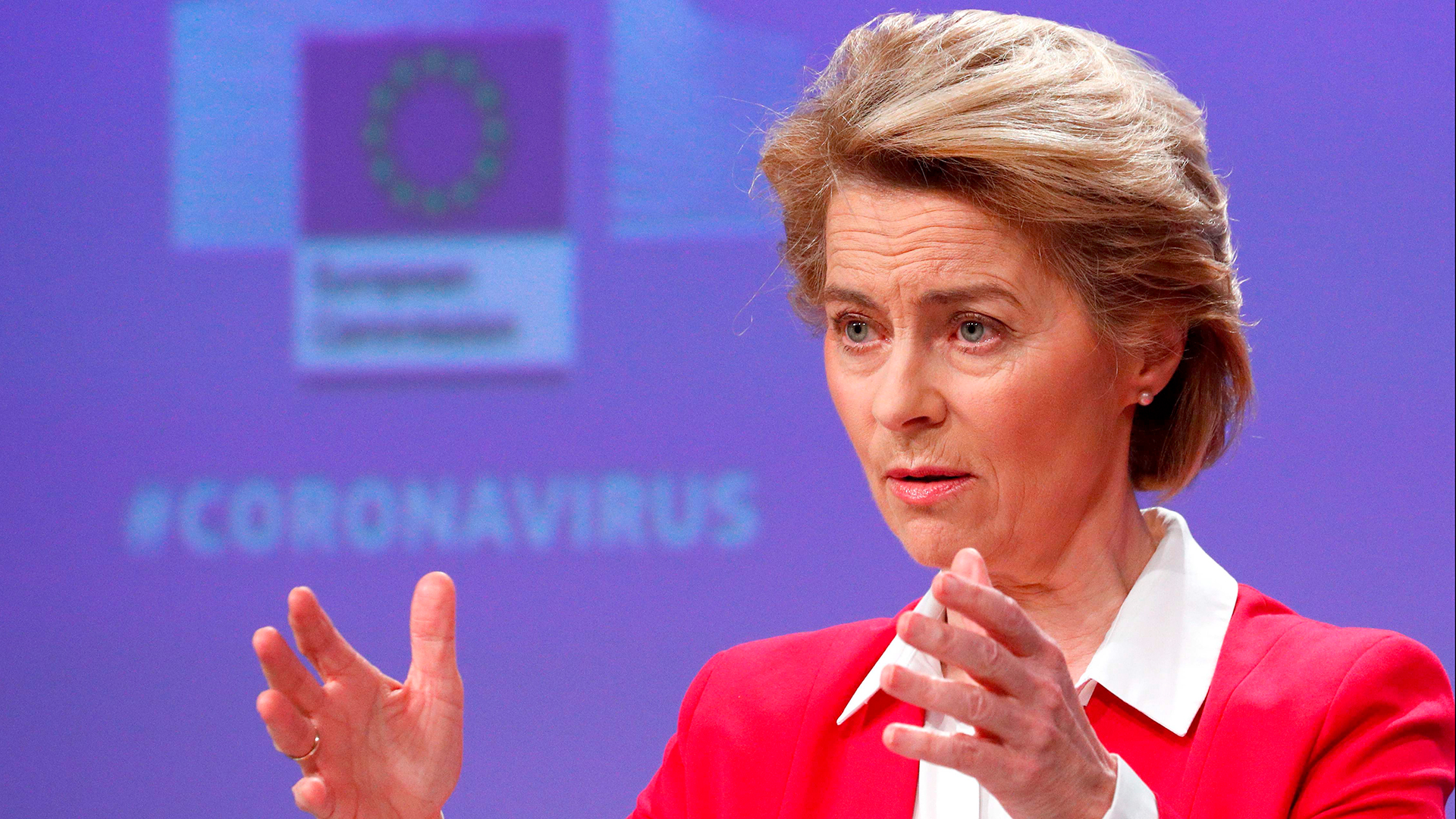 Ursula von der Leyen, spricht während einer Pressekonferenz am 2. April 2020 in Brüssel über die Bemühungen der EU, die wirtschaftlichen Auswirkungen des Ausbruchs der Coronavirus-Krankheit  zu begrenzen. | AFP